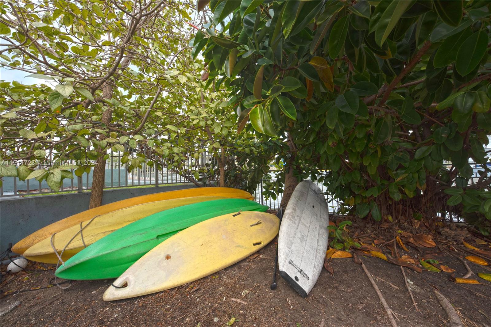 1255 Marseille Dr 25, Miami Beach, Florida 33141, 3 Bedrooms Bedrooms, ,2 BathroomsBathrooms,Residential,For Sale,1255 Marseille Dr 25,A11511723