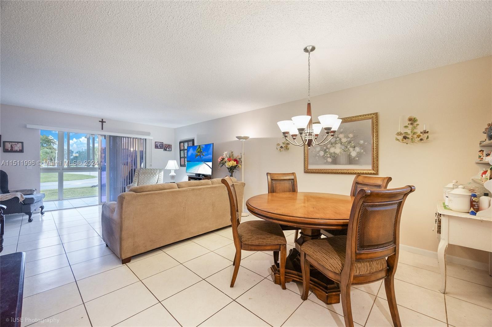901 138th Ave, Pembroke Pines, FL, 33027 United States, 2 Bedrooms Bedrooms, ,2 BathroomsBathrooms,Residential,For Sale,138th Ave,A11511996