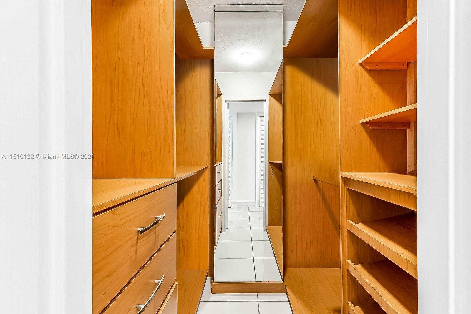 3180 S Ocean Dr 902, Hallandale Beach, Florida 33009, 1 Bedroom Bedrooms, ,1 BathroomBathrooms,Residentiallease,For Rent,3180 S Ocean Dr 902,A11510132