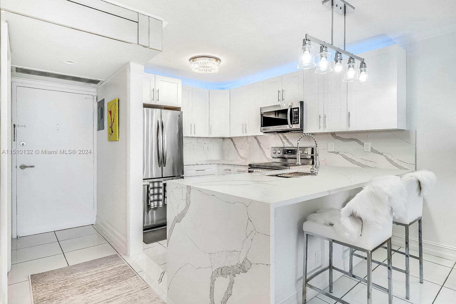 3180 S Ocean Dr 902, Hallandale Beach, Florida 33009, 1 Bedroom Bedrooms, ,1 BathroomBathrooms,Residentiallease,For Rent,3180 S Ocean Dr 902,A11510132