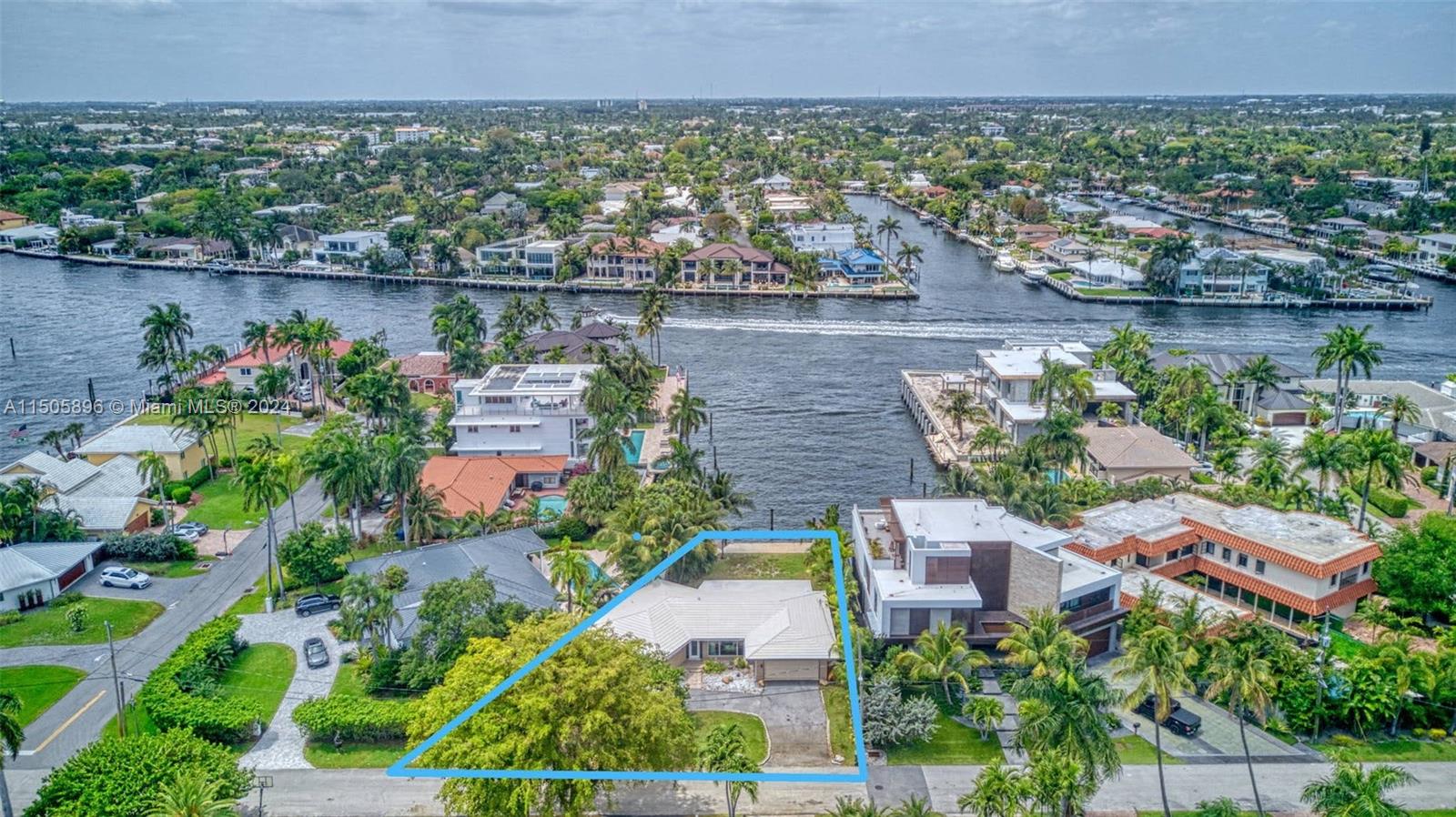 2019 NE 31st Ave  For Sale A11505896, FL
