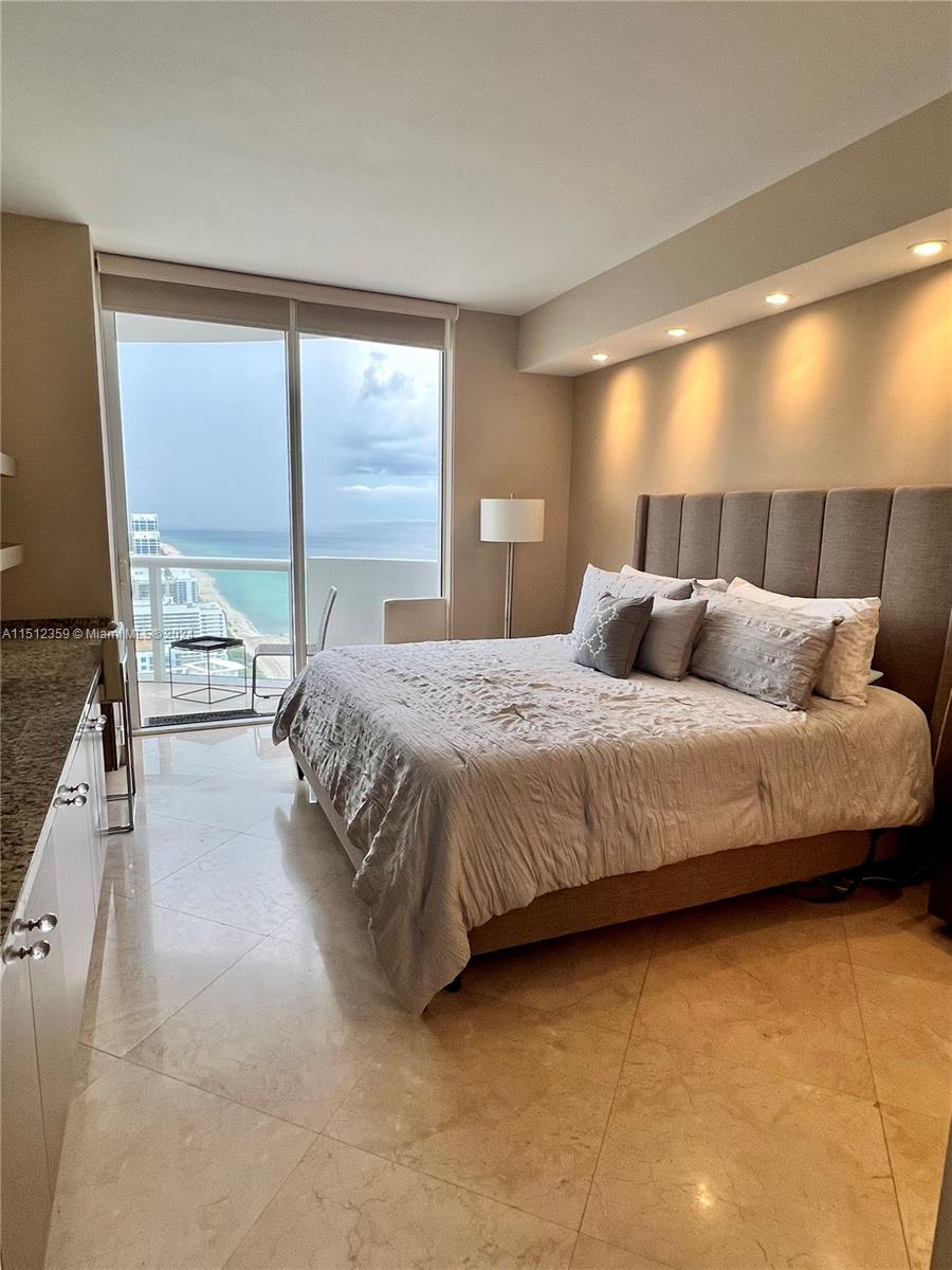 6365 Collins Ave 4309, Miami Beach, Florida 33141, 2 Bedrooms Bedrooms, ,2 BathroomsBathrooms,Residentiallease,For Rent,6365 Collins Ave 4309,A11512359