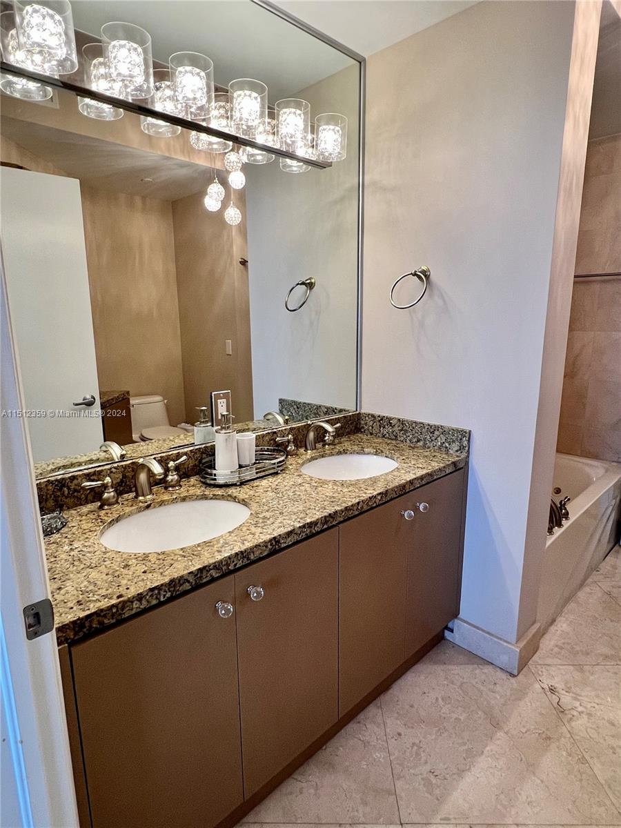 6365 Collins Ave 4309, Miami Beach, Florida 33141, 2 Bedrooms Bedrooms, ,2 BathroomsBathrooms,Residentiallease,For Rent,6365 Collins Ave 4309,A11512359