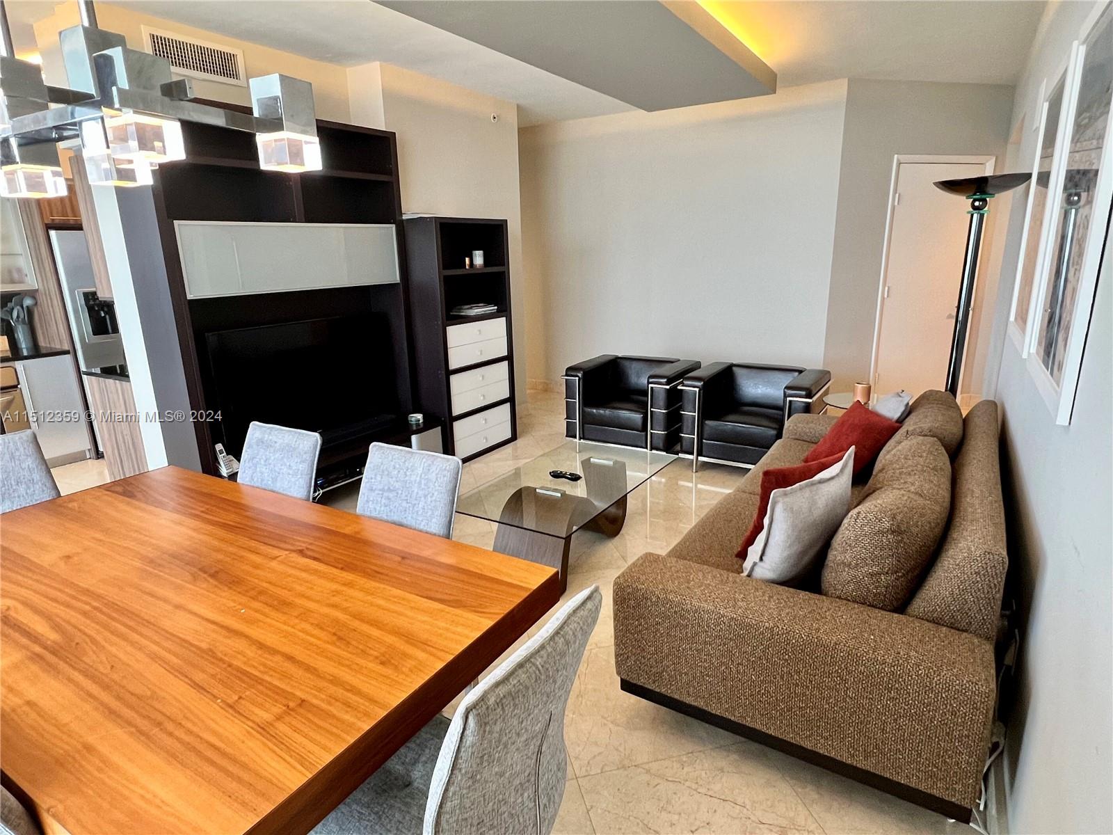 6365 Collins Ave 4309, Miami Beach, Florida 33141, 2 Bedrooms Bedrooms, ,2 BathroomsBathrooms,Residentiallease,For Rent,6365 Collins Ave 4309,A11512359