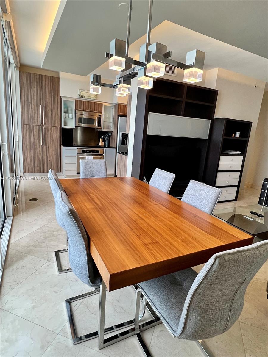 6365 Collins Ave 4309, Miami Beach, Florida 33141, 2 Bedrooms Bedrooms, ,2 BathroomsBathrooms,Residentiallease,For Rent,6365 Collins Ave 4309,A11512359