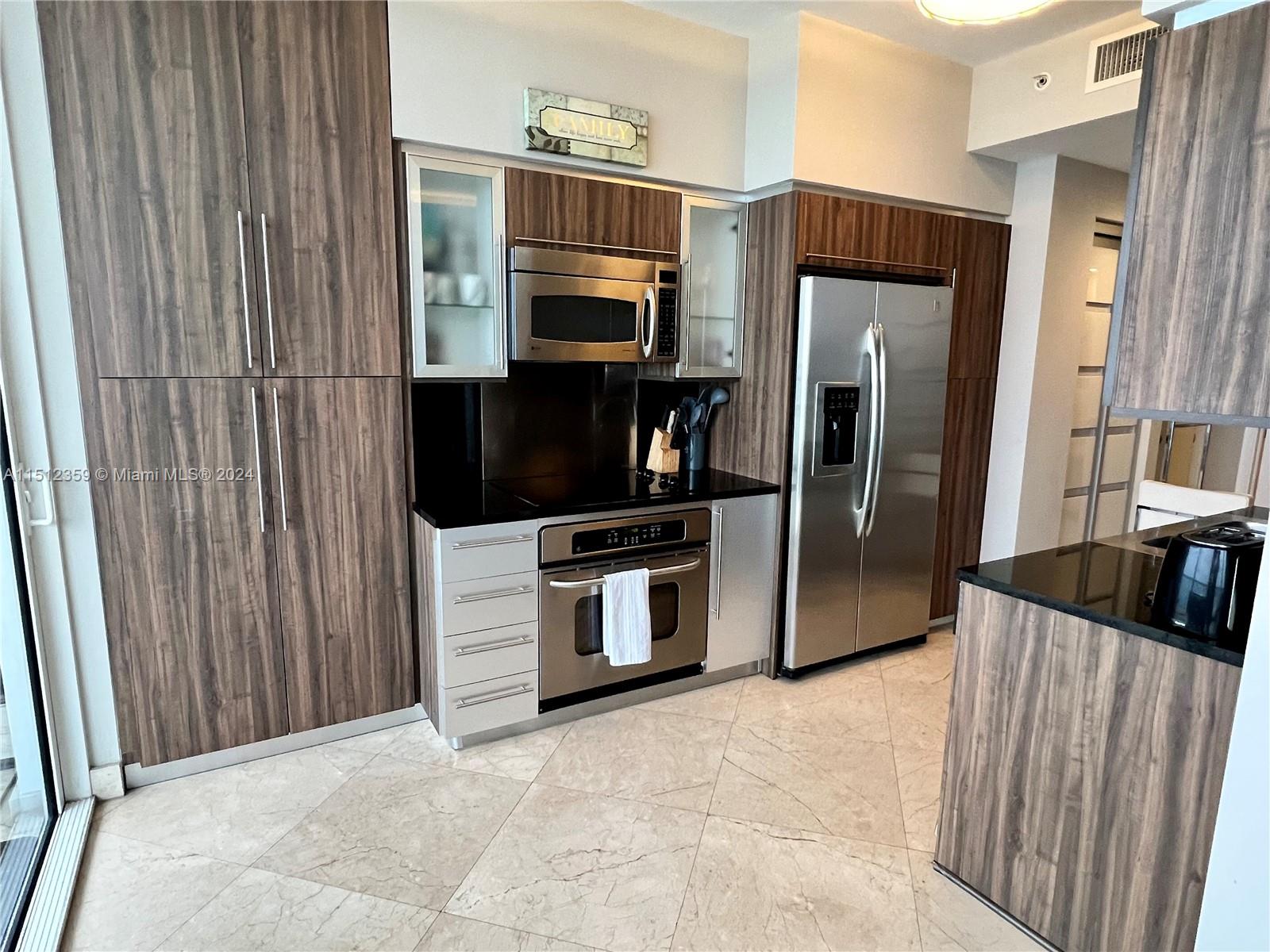 6365 Collins Ave 4309, Miami Beach, Florida 33141, 2 Bedrooms Bedrooms, ,2 BathroomsBathrooms,Residentiallease,For Rent,6365 Collins Ave 4309,A11512359