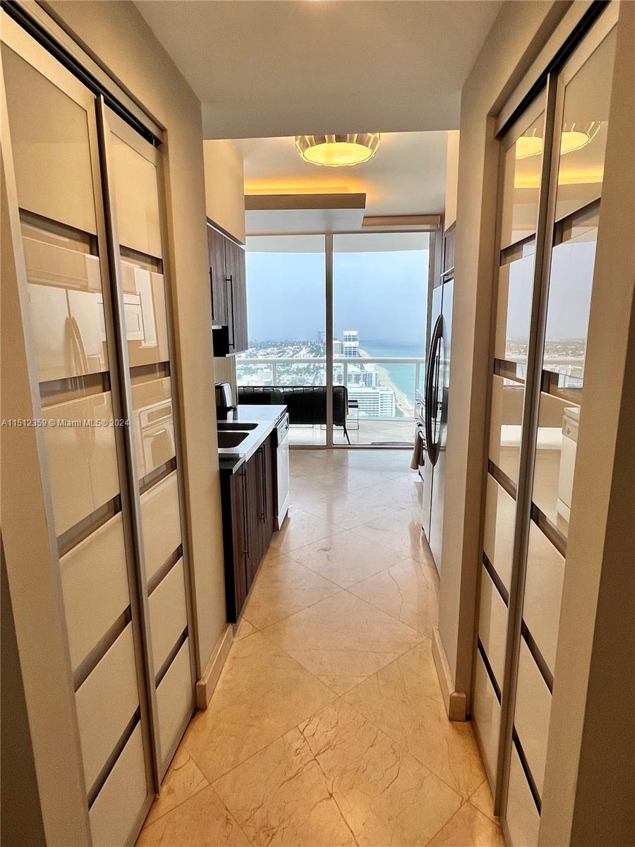 6365 Collins Ave 4309, Miami Beach, Florida 33141, 2 Bedrooms Bedrooms, ,2 BathroomsBathrooms,Residentiallease,For Rent,6365 Collins Ave 4309,A11512359