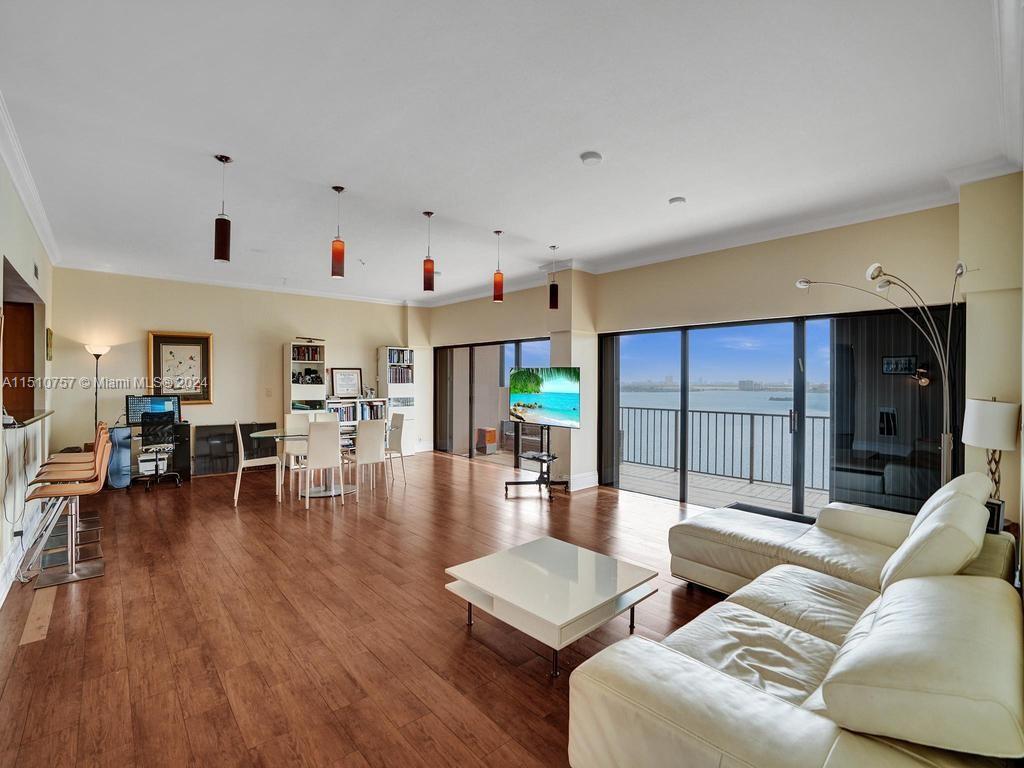 1800 NE 114th St PH07, Miami, Florida 33181, 1 Bedroom Bedrooms, ,2 BathroomsBathrooms,Residential,For Sale,1800 NE 114th St PH07,A11510757