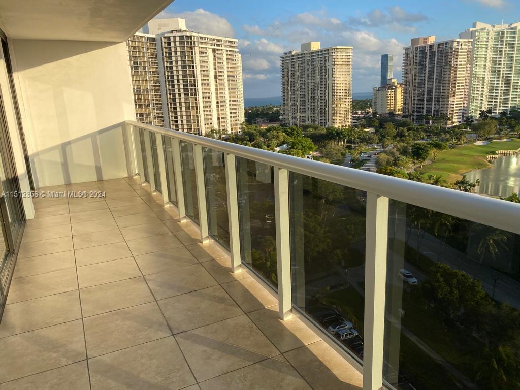 3625 Country Club Dr, Aventura, FL, 33180 United States, 2 Bedrooms Bedrooms, ,2 BathroomsBathrooms,Residential,For Sale,Country Club Dr,A11512358