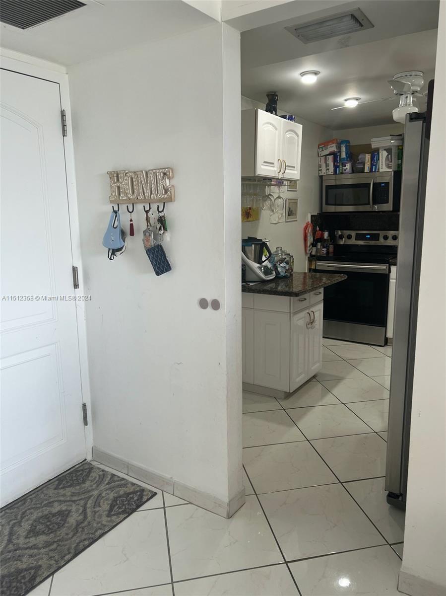 3625 Country Club Dr, Aventura, FL, 33180 United States, 2 Bedrooms Bedrooms, ,2 BathroomsBathrooms,Residential,For Sale,Country Club Dr,A11512358