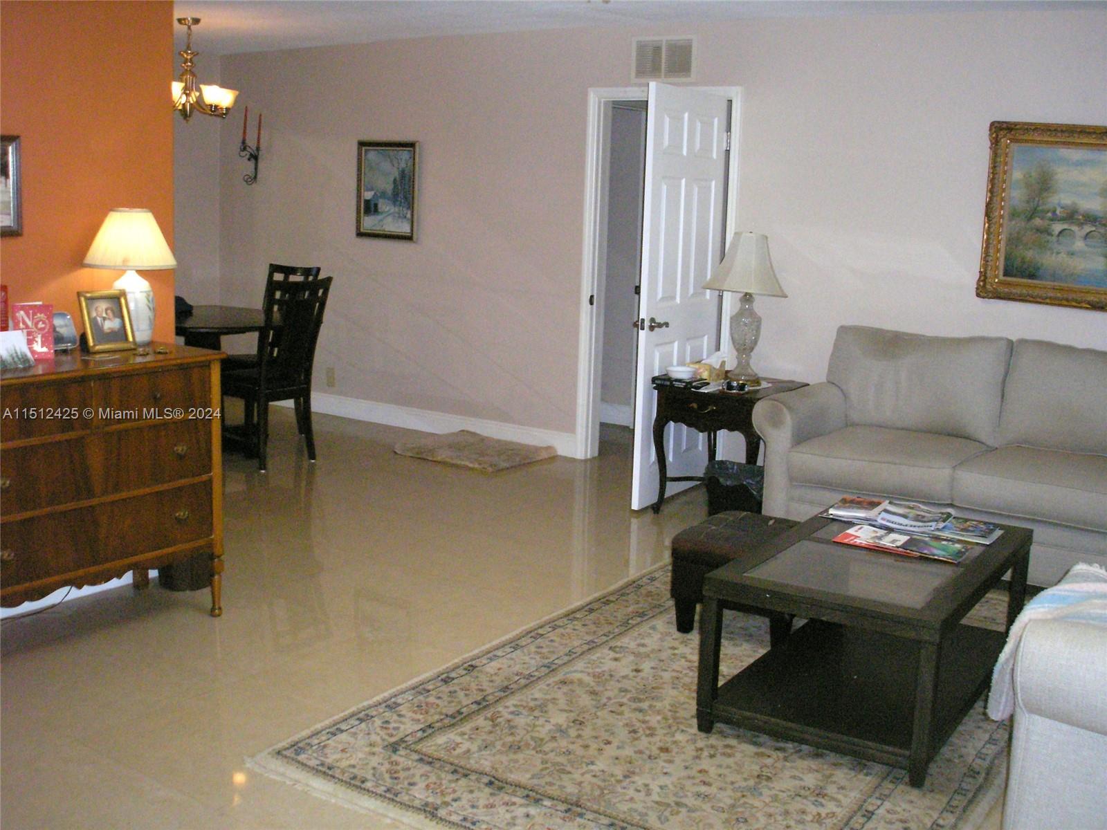 4723 NW 44th St, Tamarac, Florida 33319, 2 Bedrooms Bedrooms, ,2 BathroomsBathrooms,Residential,For Sale,4723 NW 44th St,A11512425