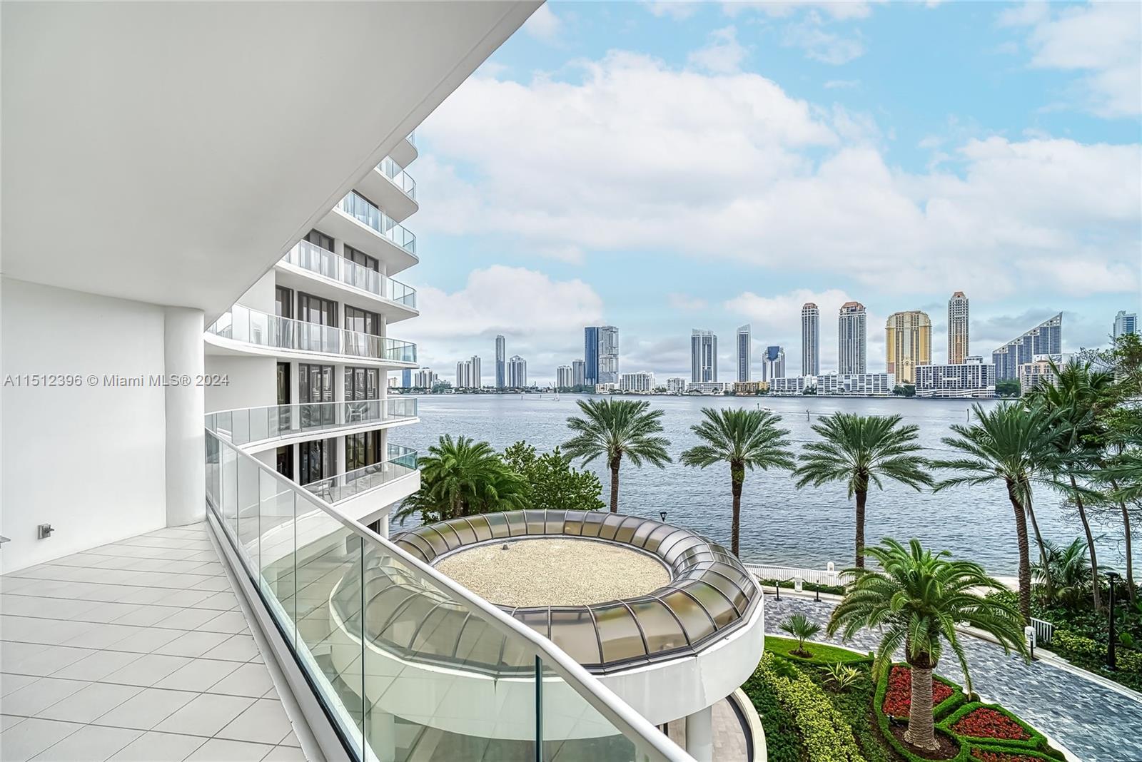 2800 Island Blvd, Aventura, FL, 33160 United States, 2 Bedrooms Bedrooms, ,3 BathroomsBathrooms,Residential,For Sale,Island Blvd,A11512396