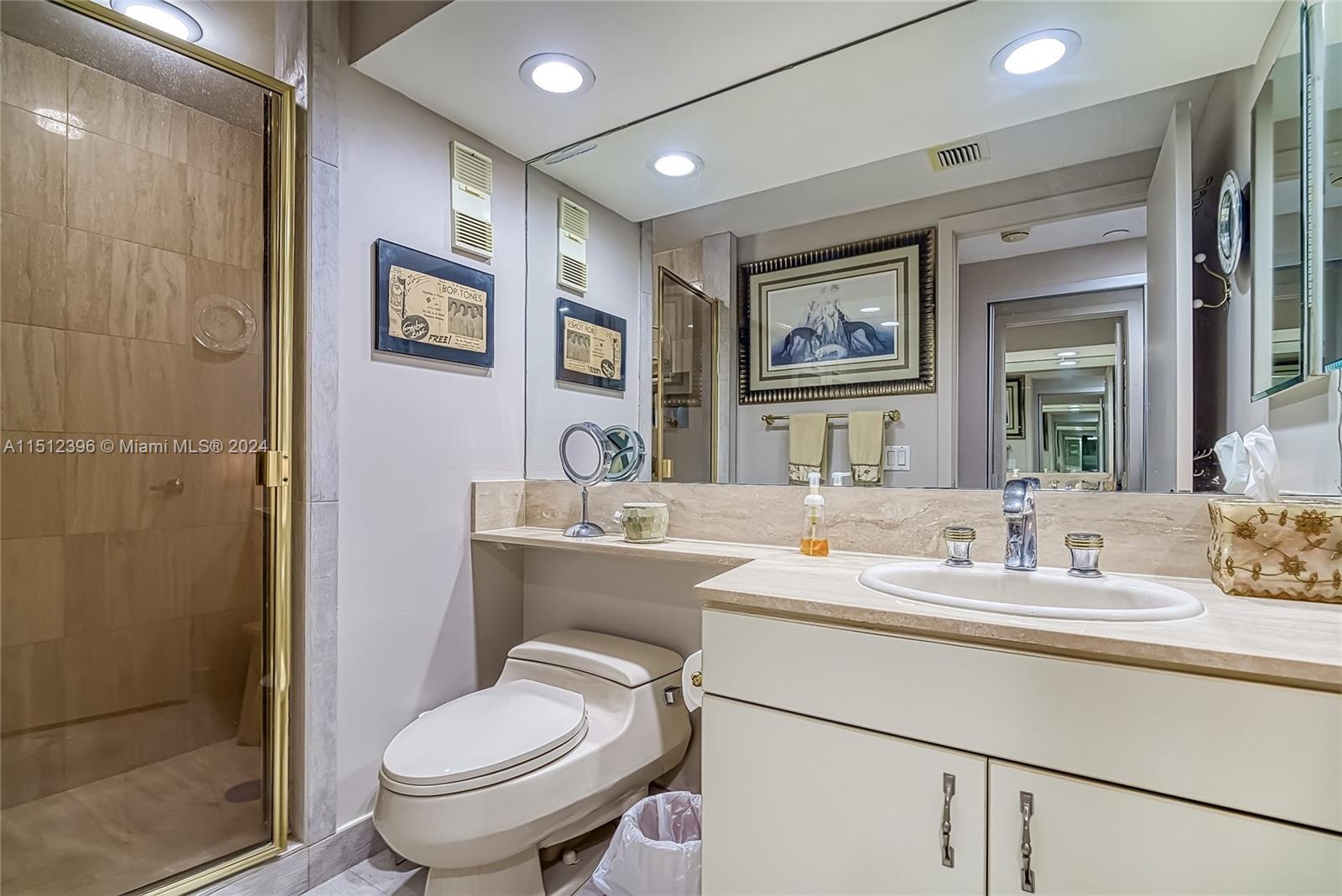 2800 Island Blvd, Aventura, FL, 33160 United States, 2 Bedrooms Bedrooms, ,3 BathroomsBathrooms,Residential,For Sale,Island Blvd,A11512396