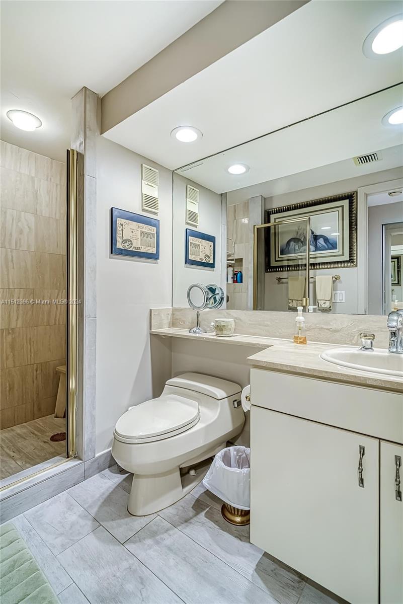 2800 Island Blvd, Aventura, FL, 33160 United States, 2 Bedrooms Bedrooms, ,3 BathroomsBathrooms,Residential,For Sale,Island Blvd,A11512396
