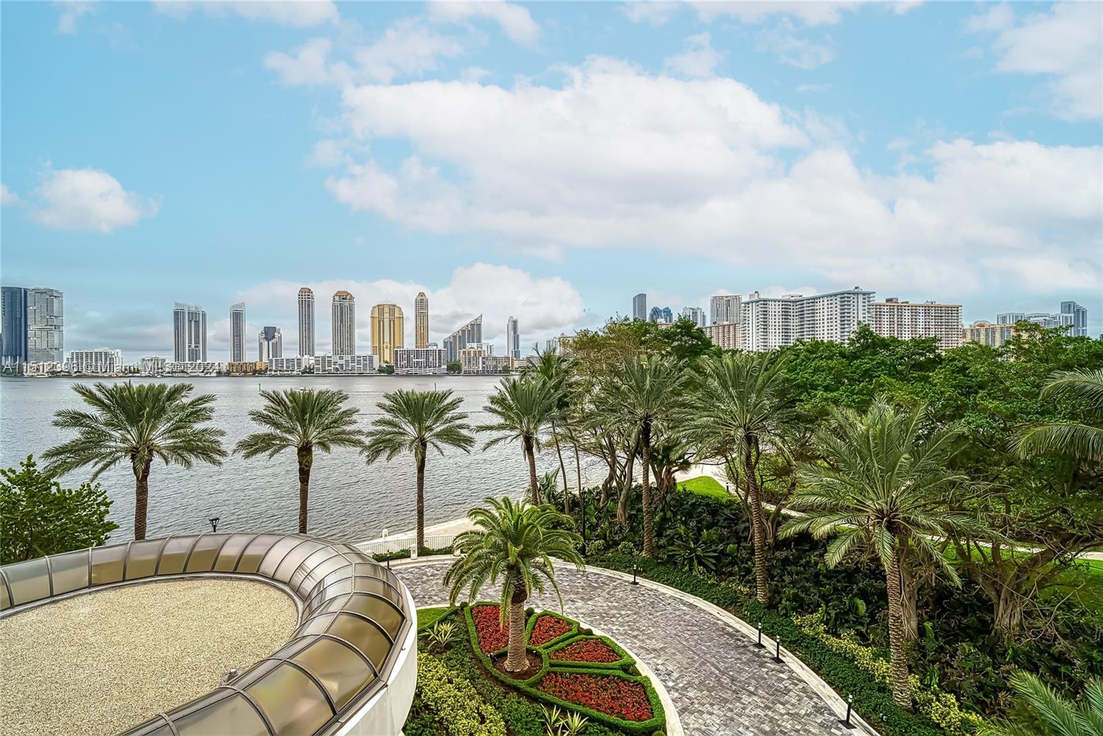 2800 Island Blvd, Aventura, FL, 33160 United States, 2 Bedrooms Bedrooms, ,3 BathroomsBathrooms,Residential,For Sale,Island Blvd,A11512396