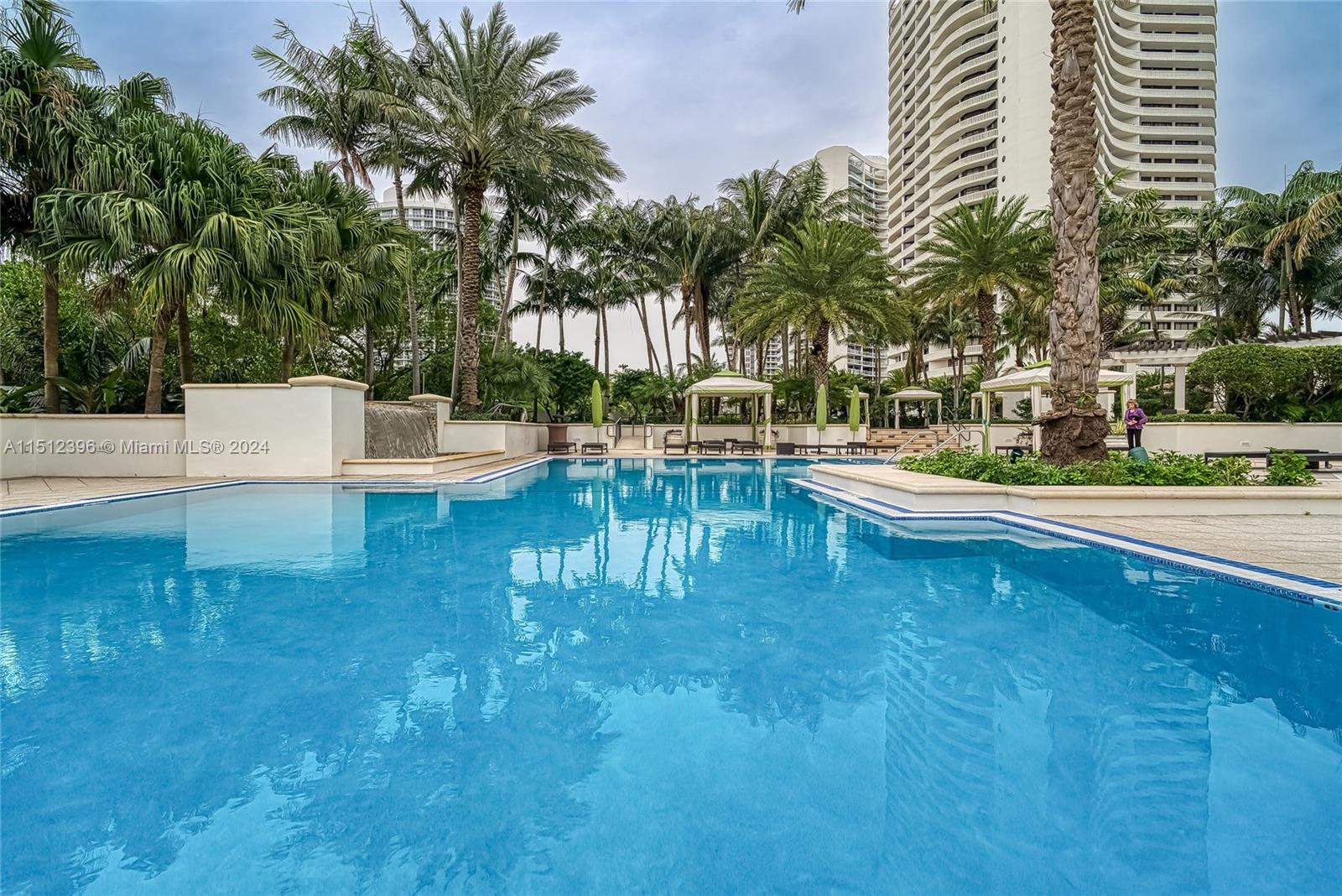 2800 Island Blvd, Aventura, FL, 33160 United States, 2 Bedrooms Bedrooms, ,3 BathroomsBathrooms,Residential,For Sale,Island Blvd,A11512396