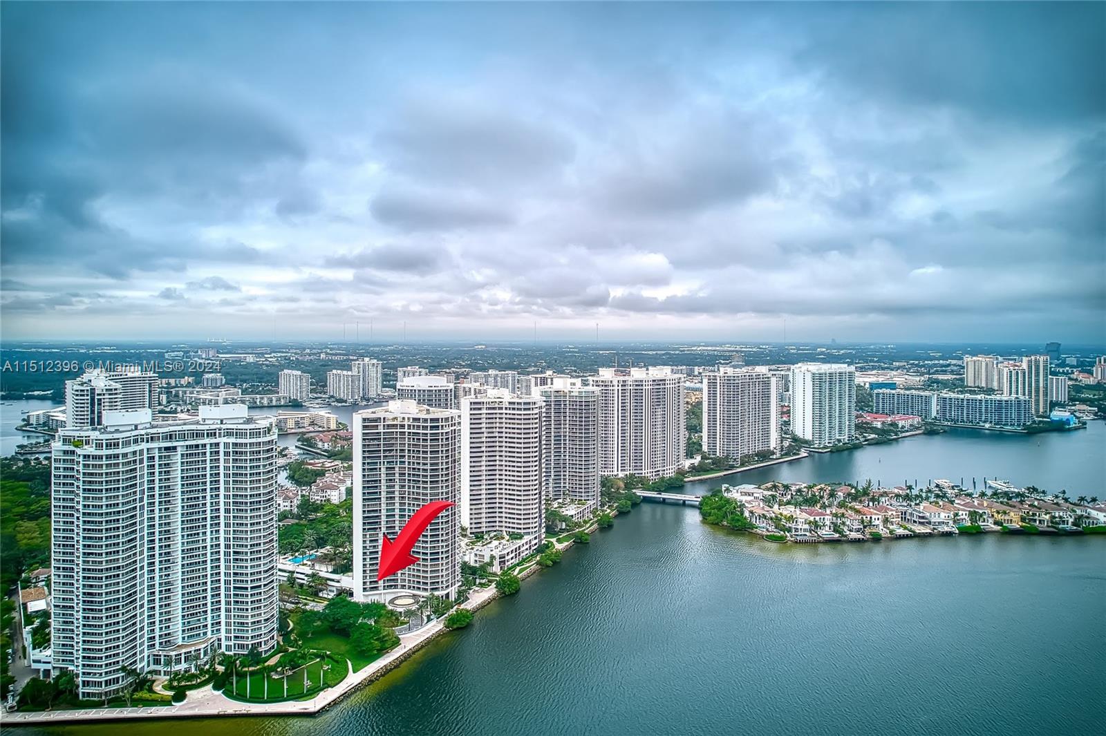 2800 Island Blvd, Aventura, FL, 33160 United States, 2 Bedrooms Bedrooms, ,3 BathroomsBathrooms,Residential,For Sale,Island Blvd,A11512396