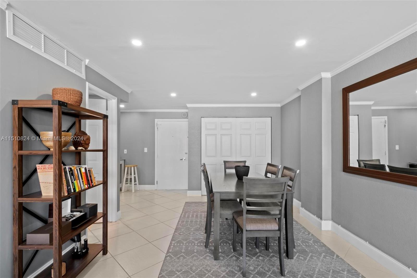 6770 Indian Creek Dr 14C, Miami Beach, Florida 33141, 1 Bedroom Bedrooms, ,1 BathroomBathrooms,Residential,For Sale,6770 Indian Creek Dr 14C,A11510824