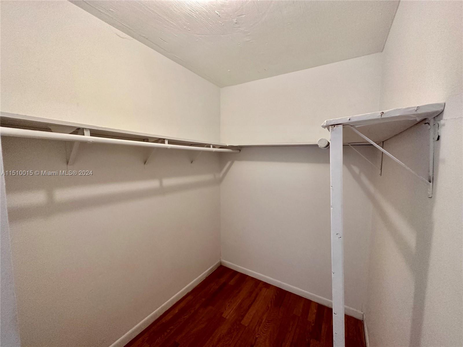 2350 NE 135th St 1101, North Miami, Florida 33181, 1 Bedroom Bedrooms, ,1 BathroomBathrooms,Residential,For Sale,2350 NE 135th St 1101,A11510015