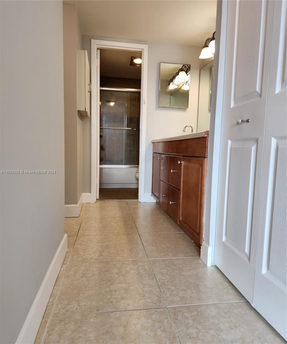 3375 Country Club Dr, Aventura, FL, 33180 United States, 2 Bedrooms Bedrooms, ,2 BathroomsBathrooms,Residential,For Sale,Country Club Dr,A11512555