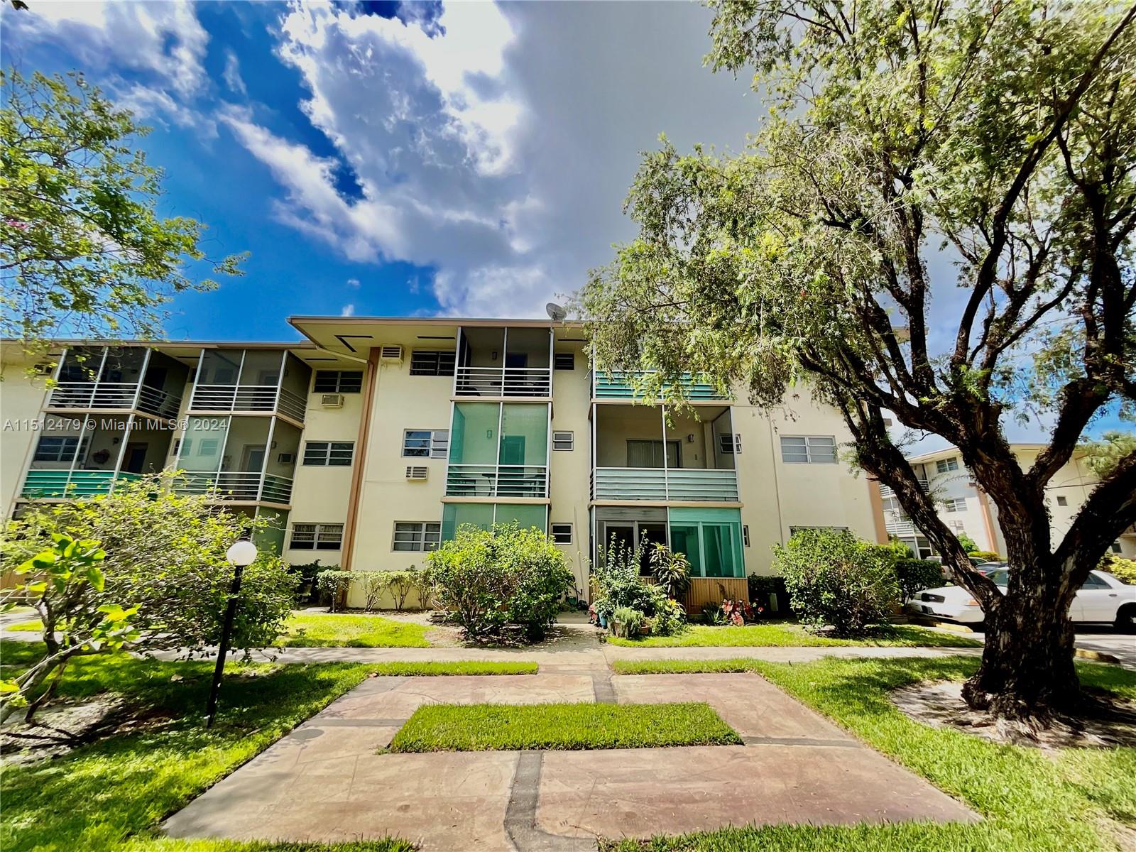 1395 167th St, Miami, FL, 33162 United States, 1 Bedroom Bedrooms, ,1 BathroomBathrooms,Residential,For Sale,167th St,A11512479