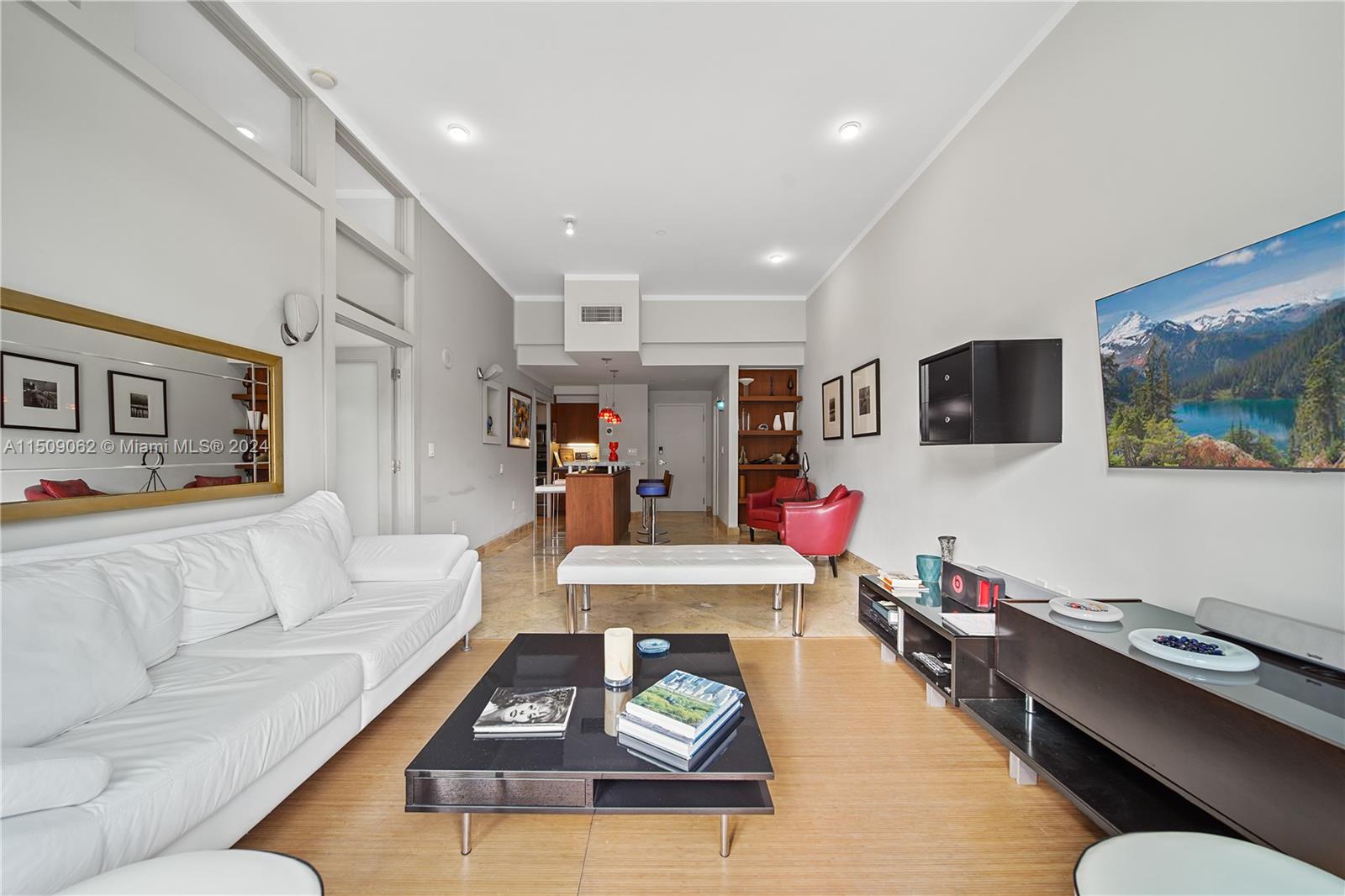 6917 Collins Ave L-103, Miami Beach, Florida 33141, 1 Bedroom Bedrooms, ,1 BathroomBathrooms,Residential,For Sale,6917 Collins Ave L-103,A11509062