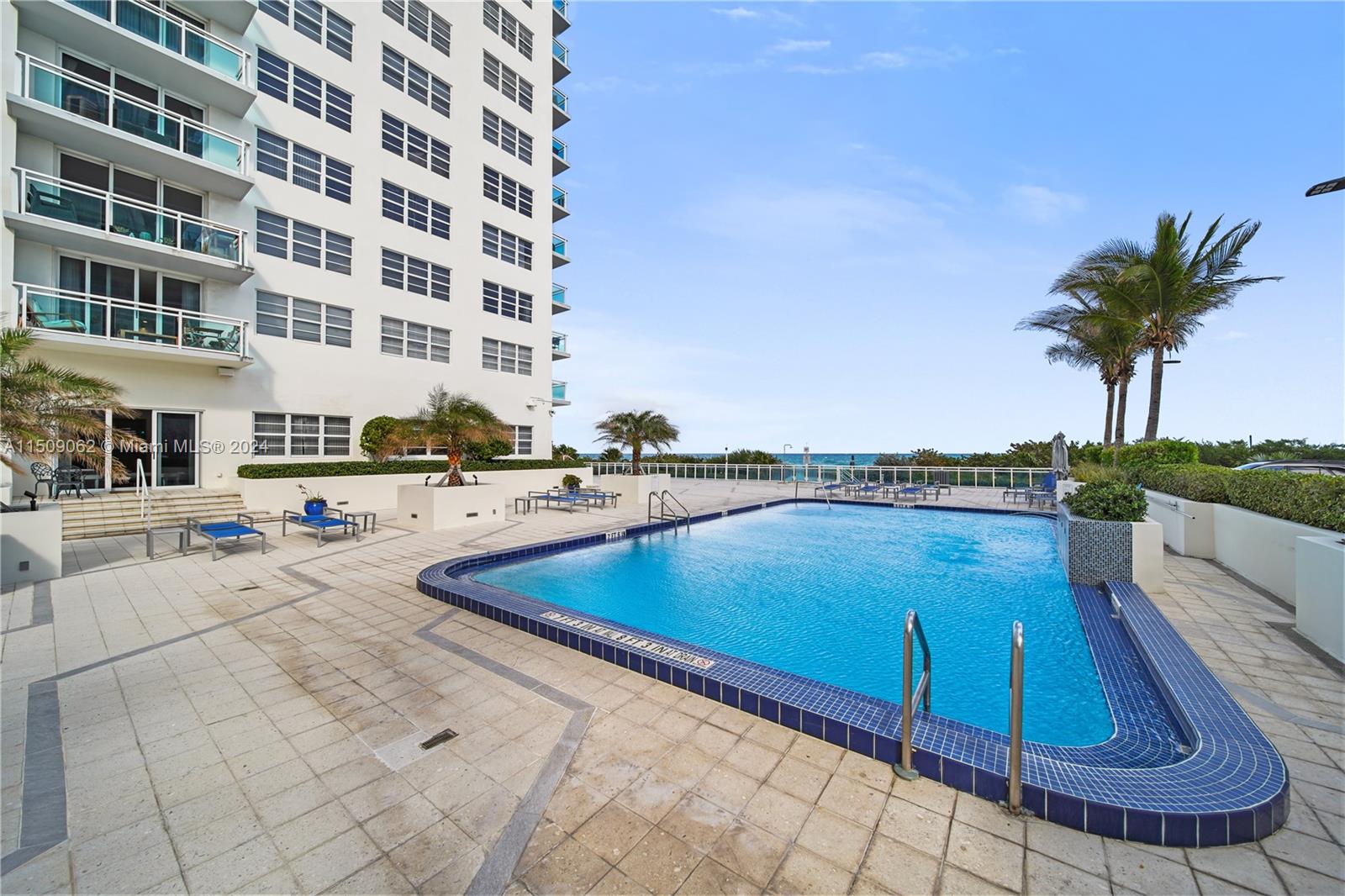6917 Collins Ave L-103, Miami Beach, Florida 33141, 1 Bedroom Bedrooms, ,1 BathroomBathrooms,Residential,For Sale,6917 Collins Ave L-103,A11509062