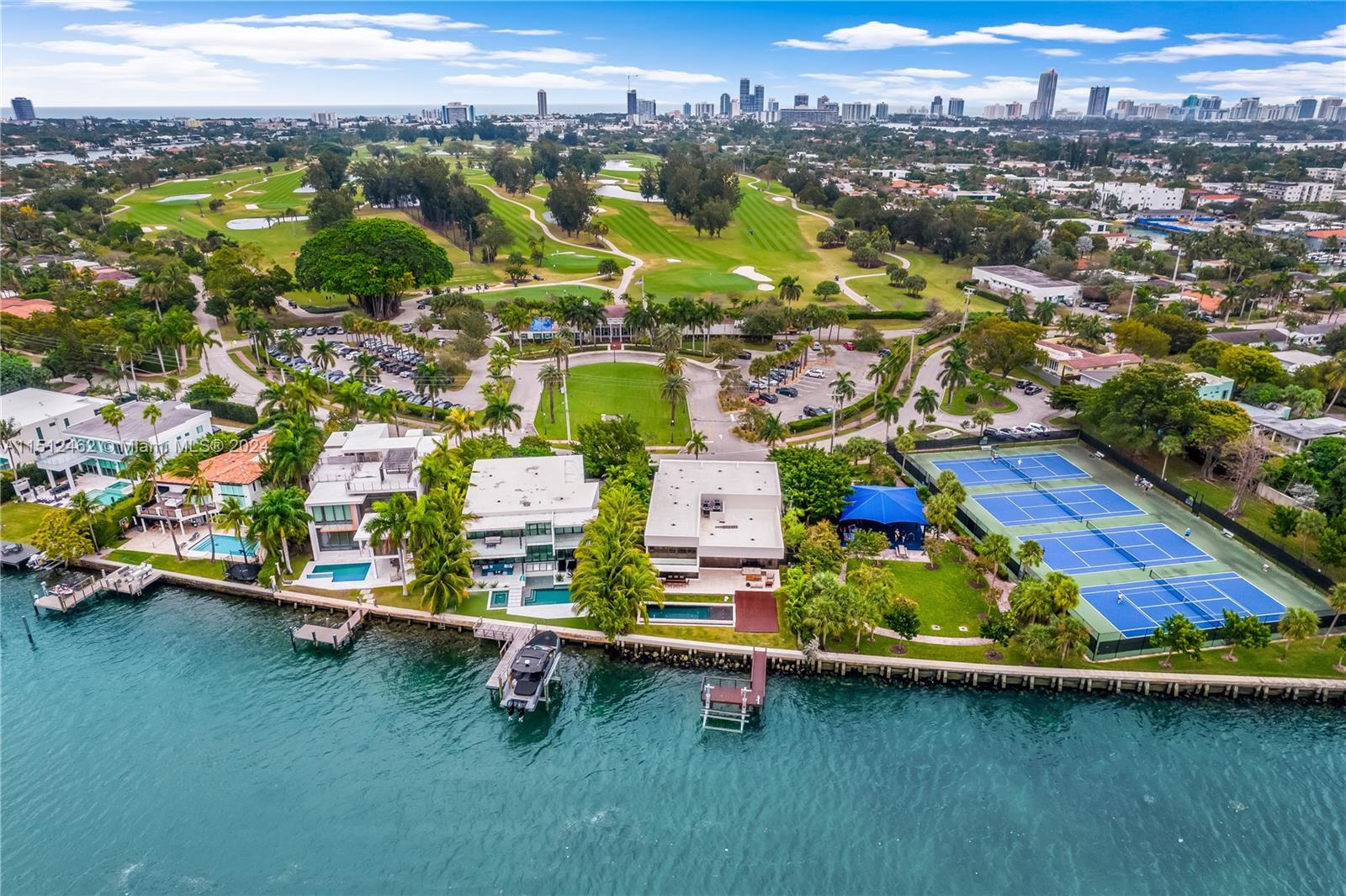 Miami Beach, FL, 33141 United States, 6 Bedrooms Bedrooms, ,6 BathroomsBathrooms,Residential,For Sale,A11512462