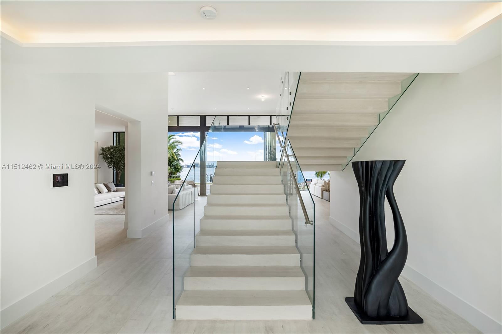 Miami Beach, FL, 33141 United States, 6 Bedrooms Bedrooms, ,6 BathroomsBathrooms,Residential,For Sale,A11512462