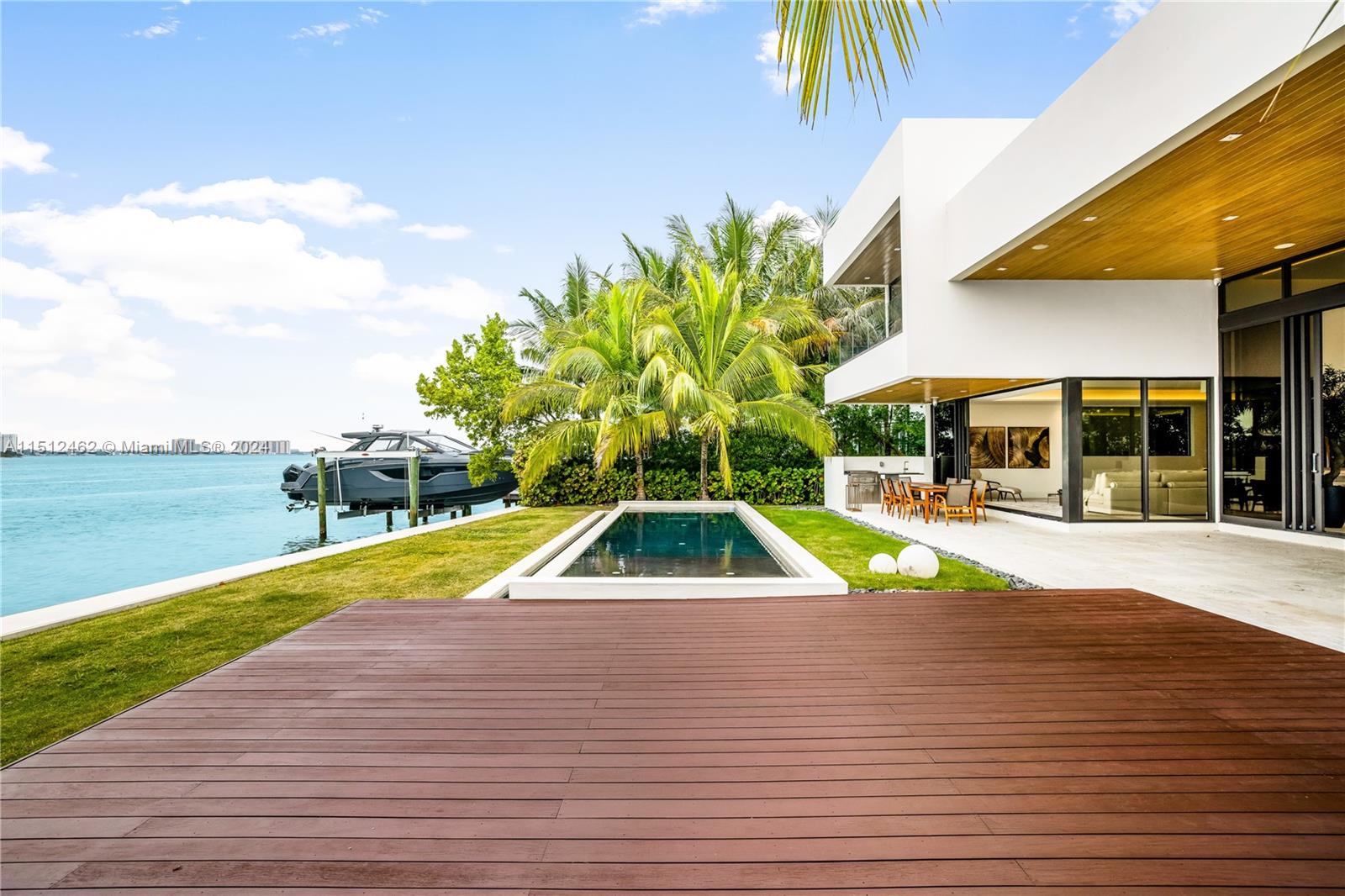 Miami Beach, FL, 33141 United States, 6 Bedrooms Bedrooms, ,6 BathroomsBathrooms,Residential,For Sale,A11512462