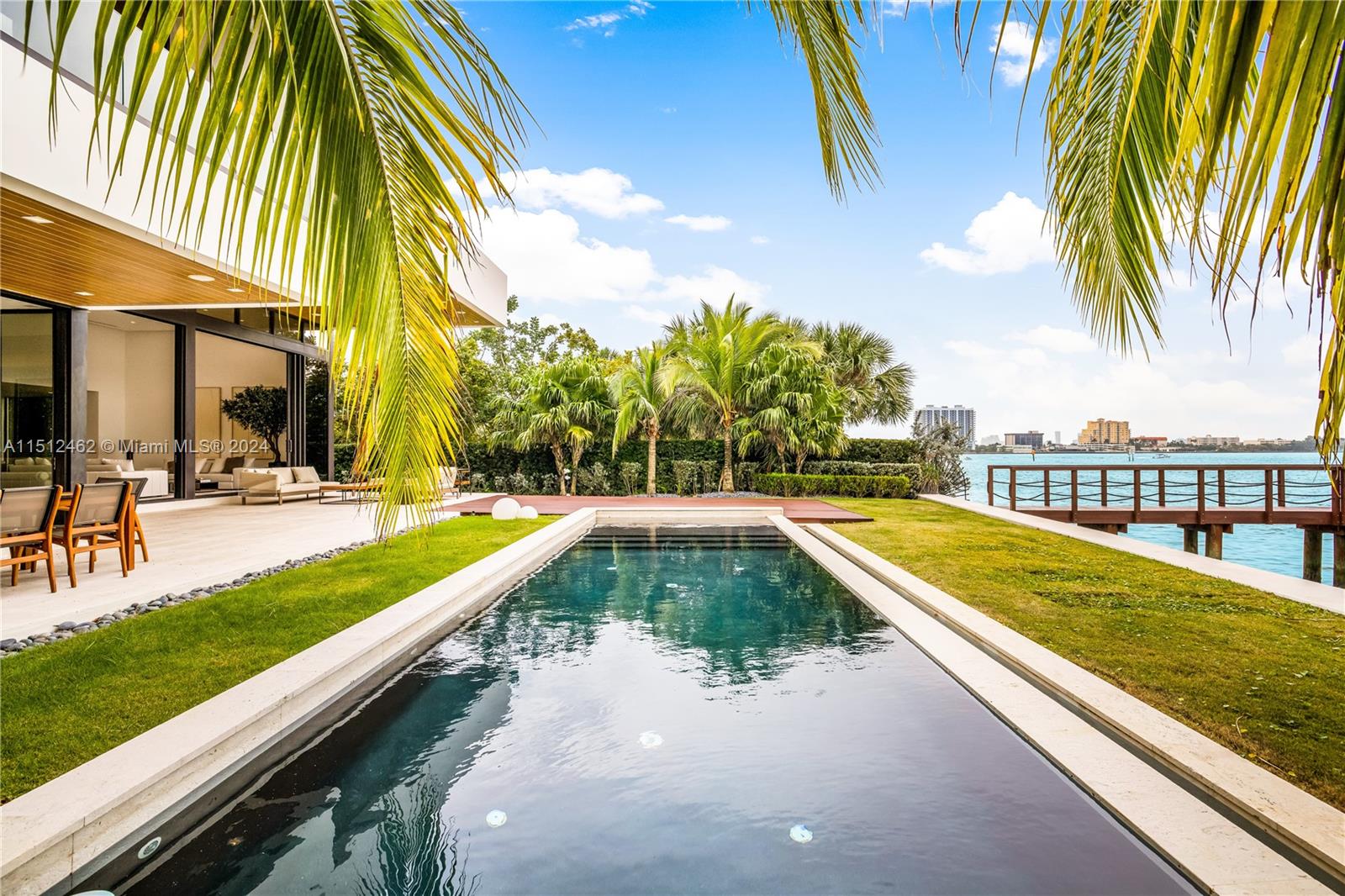 Miami Beach, FL, 33141 United States, 6 Bedrooms Bedrooms, ,6 BathroomsBathrooms,Residential,For Sale,A11512462