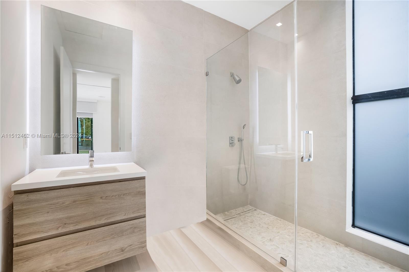 Miami Beach, FL, 33141 United States, 6 Bedrooms Bedrooms, ,6 BathroomsBathrooms,Residential,For Sale,A11512462