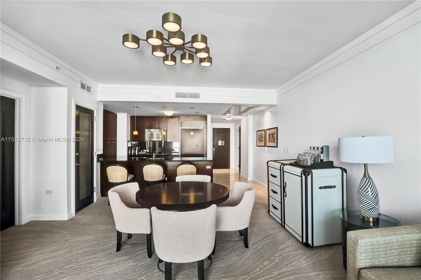 4391 Collins Ave 1607, Miami Beach, Florida 33140, 1 Bedroom Bedrooms, 1 Room Rooms,1 BathroomBathrooms,Residential,For Sale,4391 Collins Ave 1607,A11512712