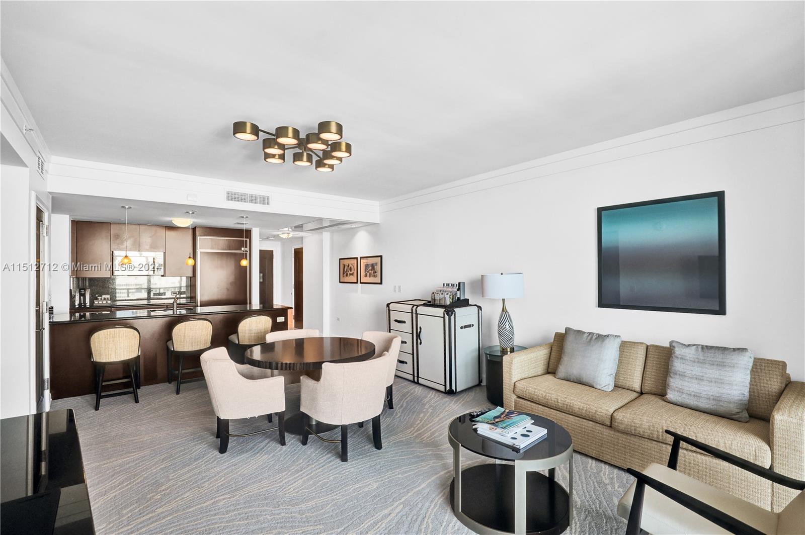 4391 Collins Ave 1607, Miami Beach, Florida 33140, 1 Bedroom Bedrooms, 1 Room Rooms,1 BathroomBathrooms,Residential,For Sale,4391 Collins Ave 1607,A11512712