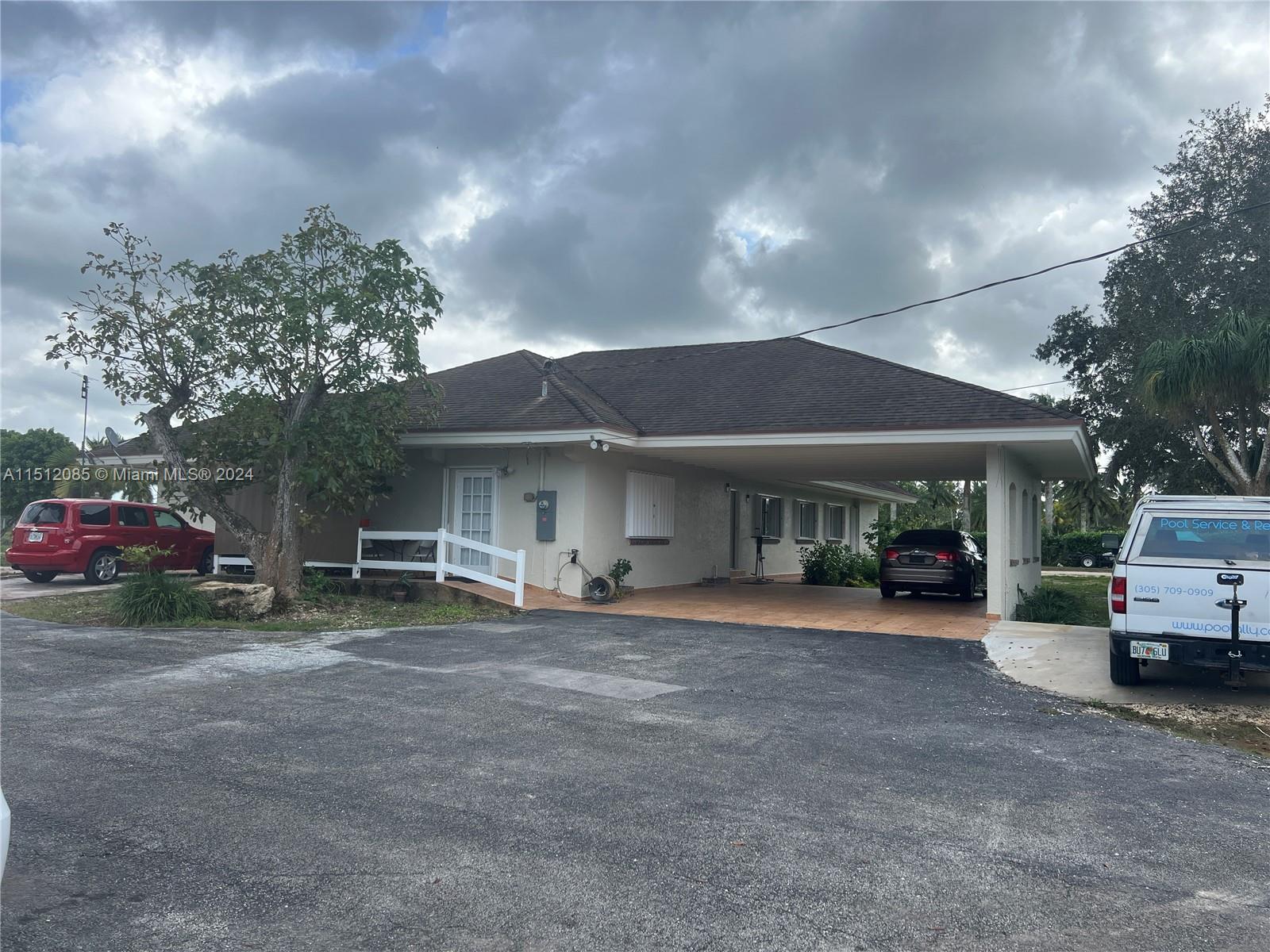 24301 SW 192nd Ave, Homestead, Florida image 1