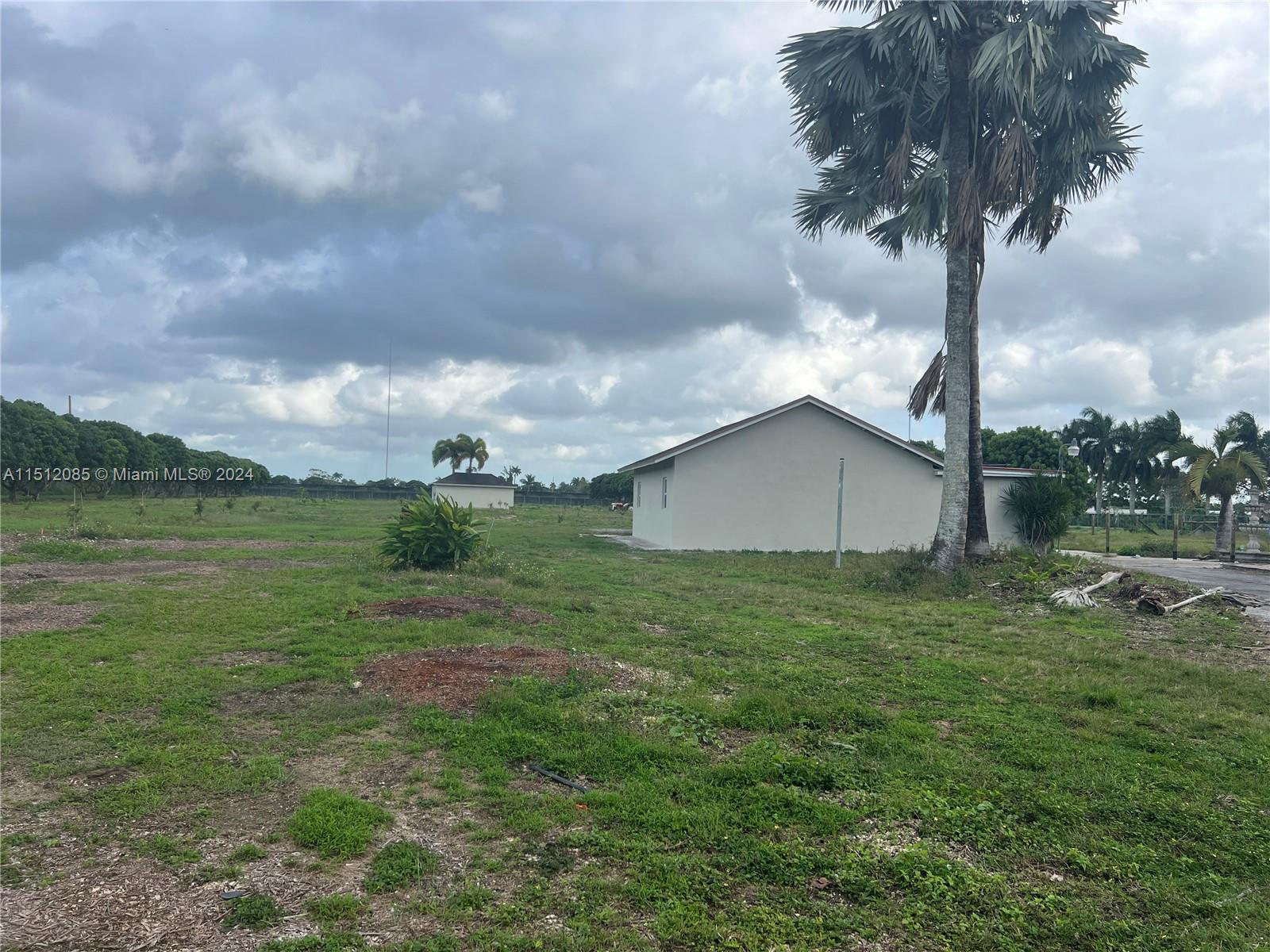 24301 SW 192nd Ave, Homestead, Florida image 13