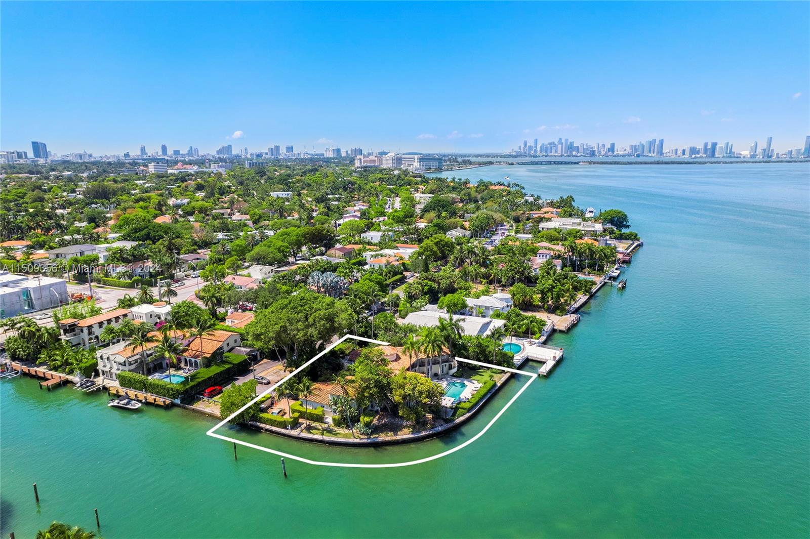 4810 N Bay Rd, Miami Beach, Florida 33140, ,Land,For Sale,4810 N Bay Rd,A11509356