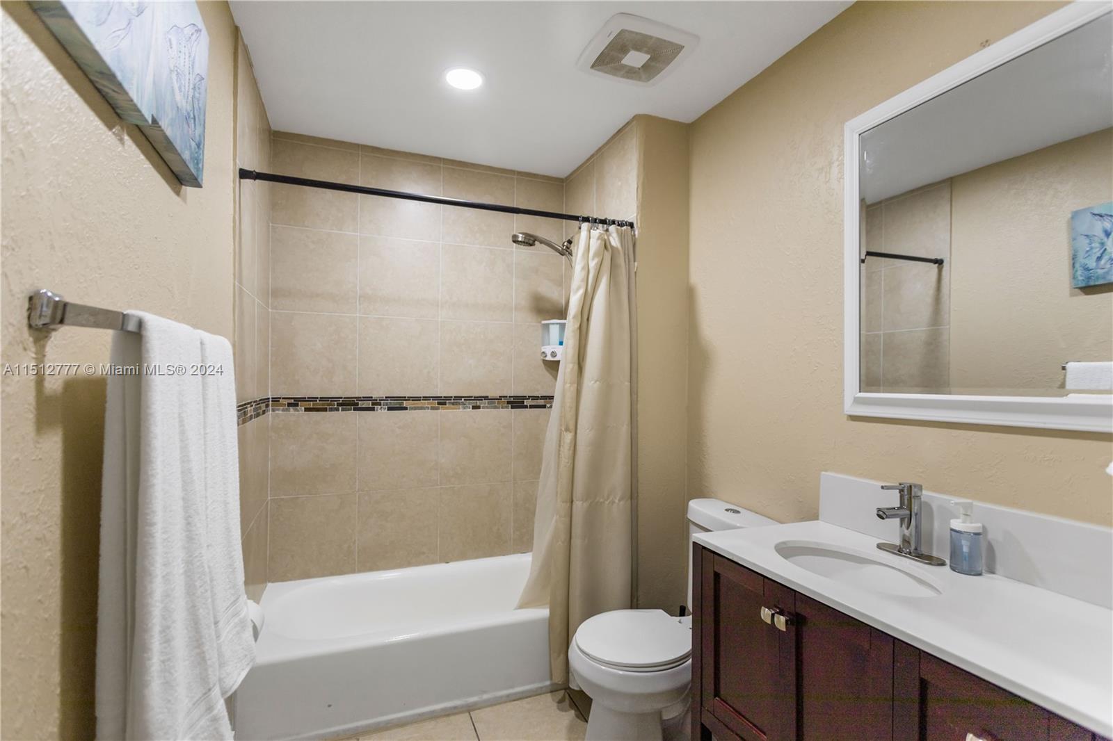 2160 NW 19th St, Miami, Florida 33125, 4 Bedrooms Bedrooms, ,2 BathroomsBathrooms,Residential,For Sale,2160 NW 19th St,A11512777