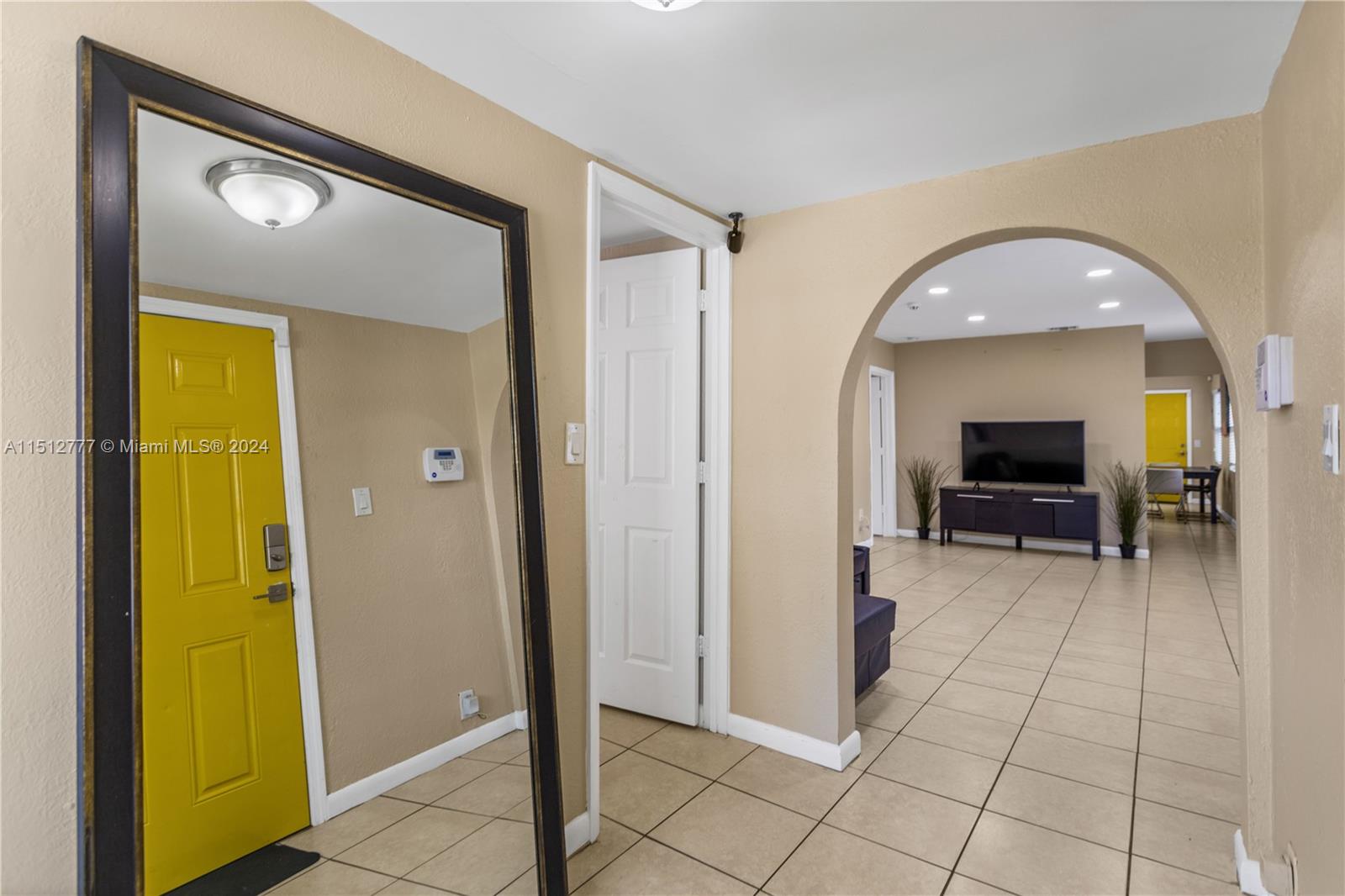 2160 NW 19th St, Miami, Florida 33125, 4 Bedrooms Bedrooms, ,2 BathroomsBathrooms,Residential,For Sale,2160 NW 19th St,A11512777