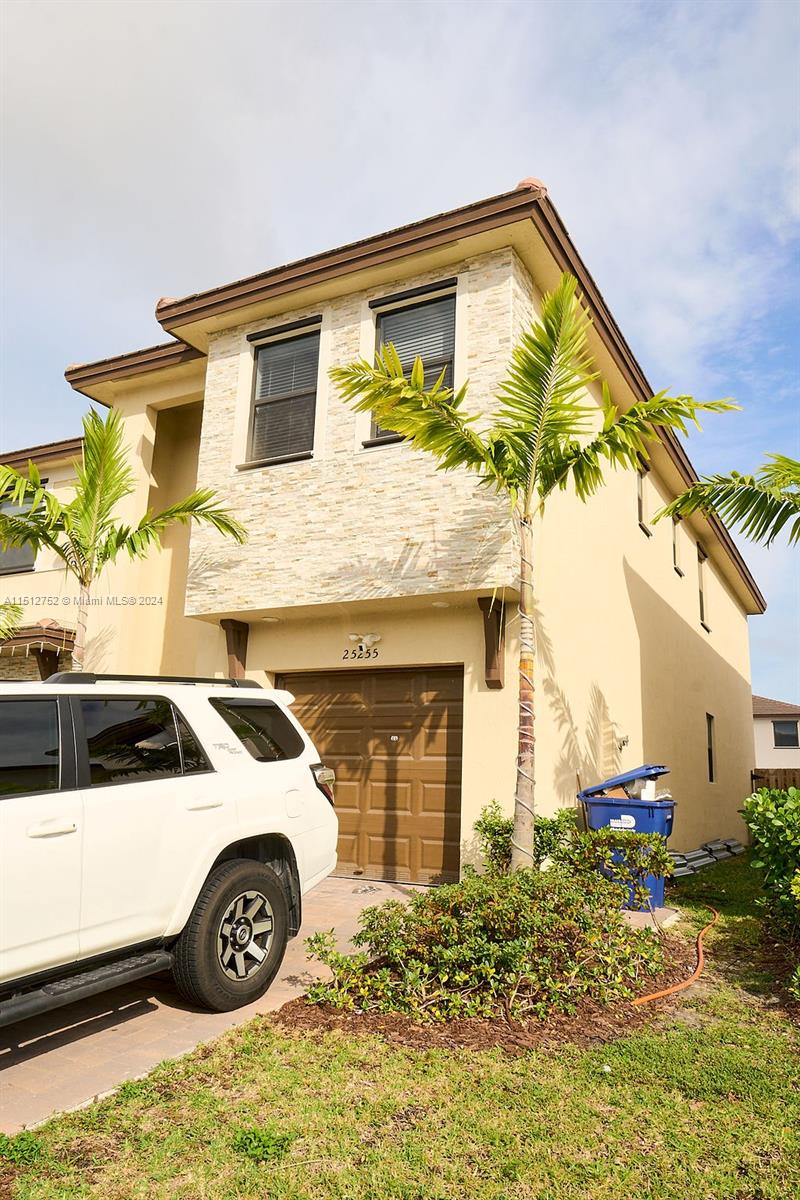25255 SW 107th Ct, Homestead, Florida 33032, 4 Bedrooms Bedrooms, ,3 BathroomsBathrooms,Residential,For Sale,25255 SW 107th Ct,A11512752