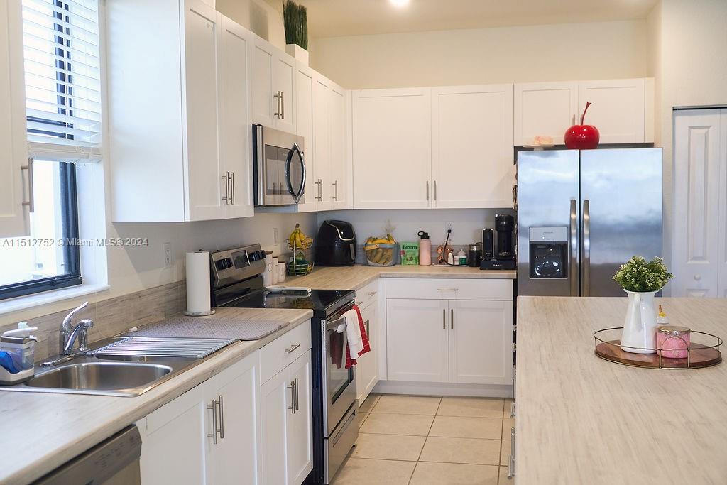 25255 SW 107th Ct, Homestead, Florida 33032, 4 Bedrooms Bedrooms, ,3 BathroomsBathrooms,Residential,For Sale,25255 SW 107th Ct,A11512752