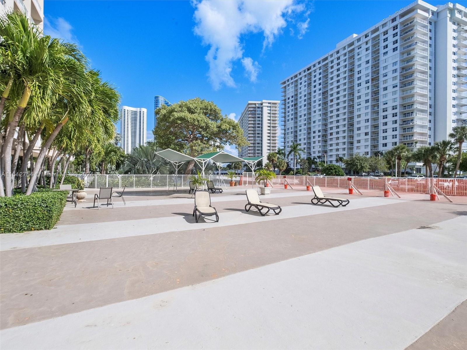 400 Kings Point Dr, Sunny Isles Beach, FL, 33160 United States, 2 Bedrooms Bedrooms, ,2 BathroomsBathrooms,Residential,For Sale,Kings Point Dr,A11512754