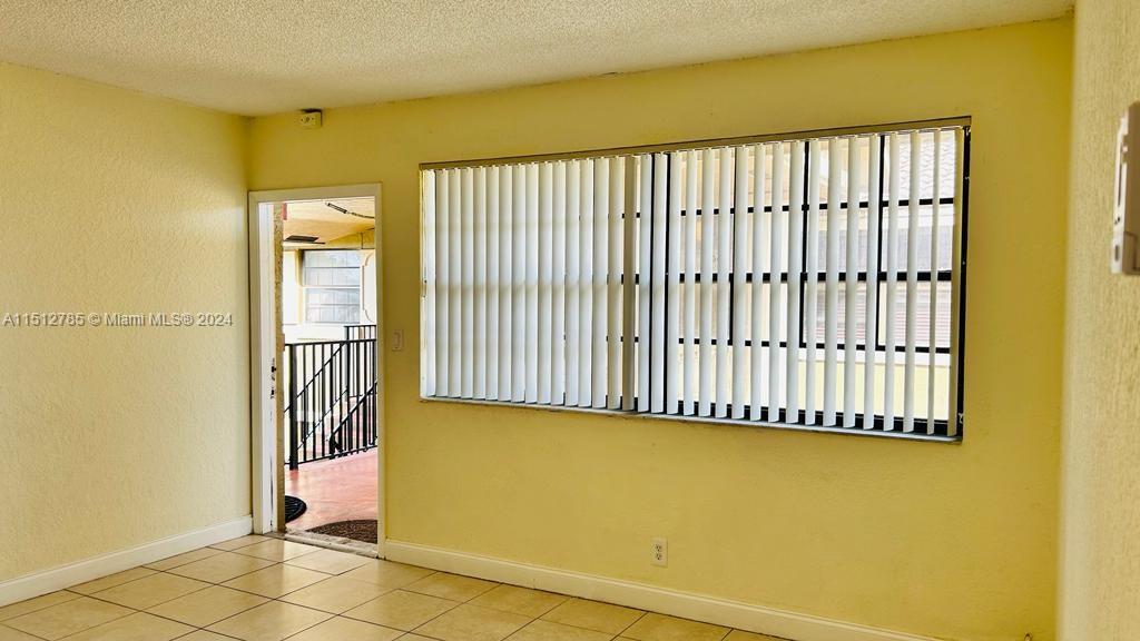 2634 Riverside Dr 2634, Coral Springs, Florida 33065, 2 Bedrooms Bedrooms, ,2 BathroomsBathrooms,Residentiallease,For Rent,2634 Riverside Dr 2634,A11512785