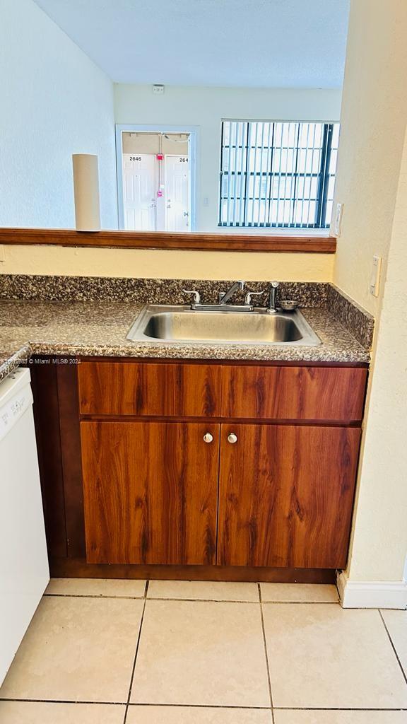 2634 Riverside Dr 2634, Coral Springs, Florida 33065, 2 Bedrooms Bedrooms, ,2 BathroomsBathrooms,Residentiallease,For Rent,2634 Riverside Dr 2634,A11512785
