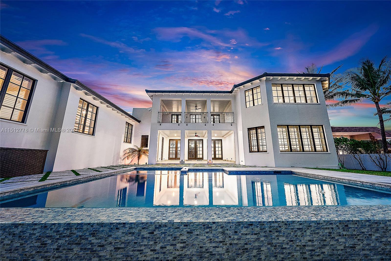 22 Ocean Dr, Jupiter Inlet Colony, FL, 33469 United States, 5 Bedrooms Bedrooms, ,5 BathroomsBathrooms,Residential,For Sale,Ocean Dr,A11512778