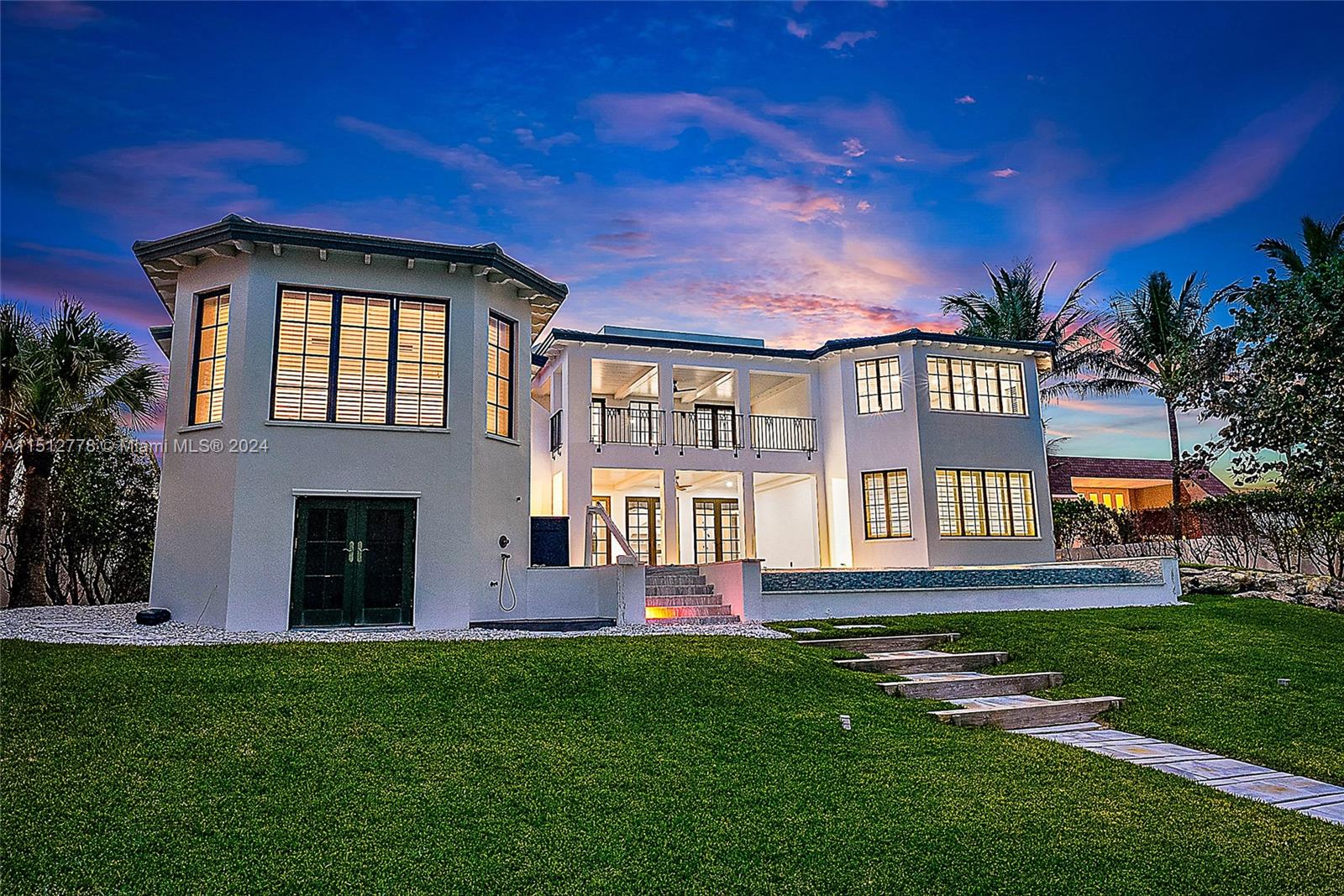 22 Ocean Dr, Jupiter Inlet Colony, FL, 33469 United States, 5 Bedrooms Bedrooms, ,5 BathroomsBathrooms,Residential,For Sale,Ocean Dr,A11512778