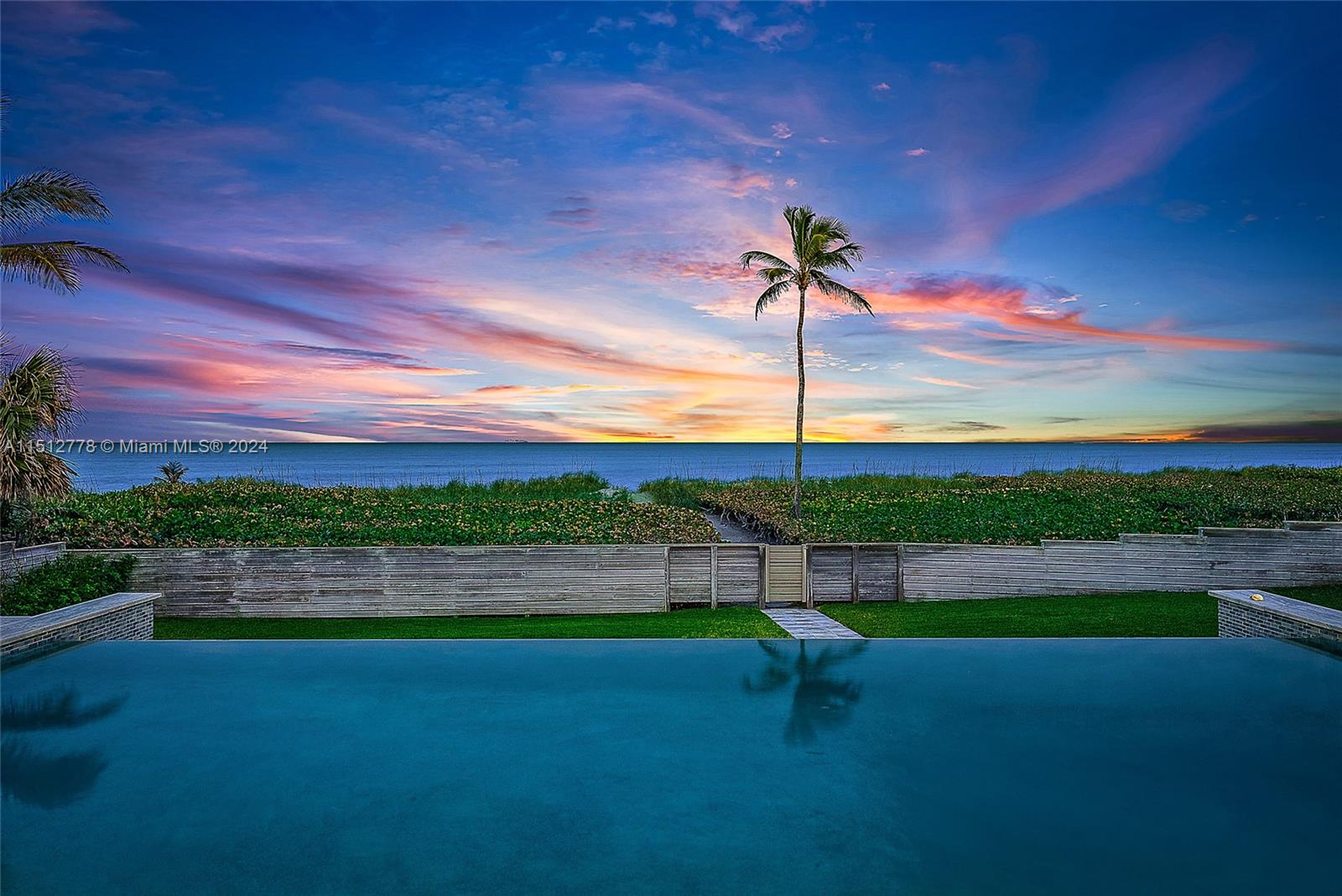 22 Ocean Dr, Jupiter Inlet Colony, FL, 33469 United States, 5 Bedrooms Bedrooms, ,5 BathroomsBathrooms,Residential,For Sale,Ocean Dr,A11512778