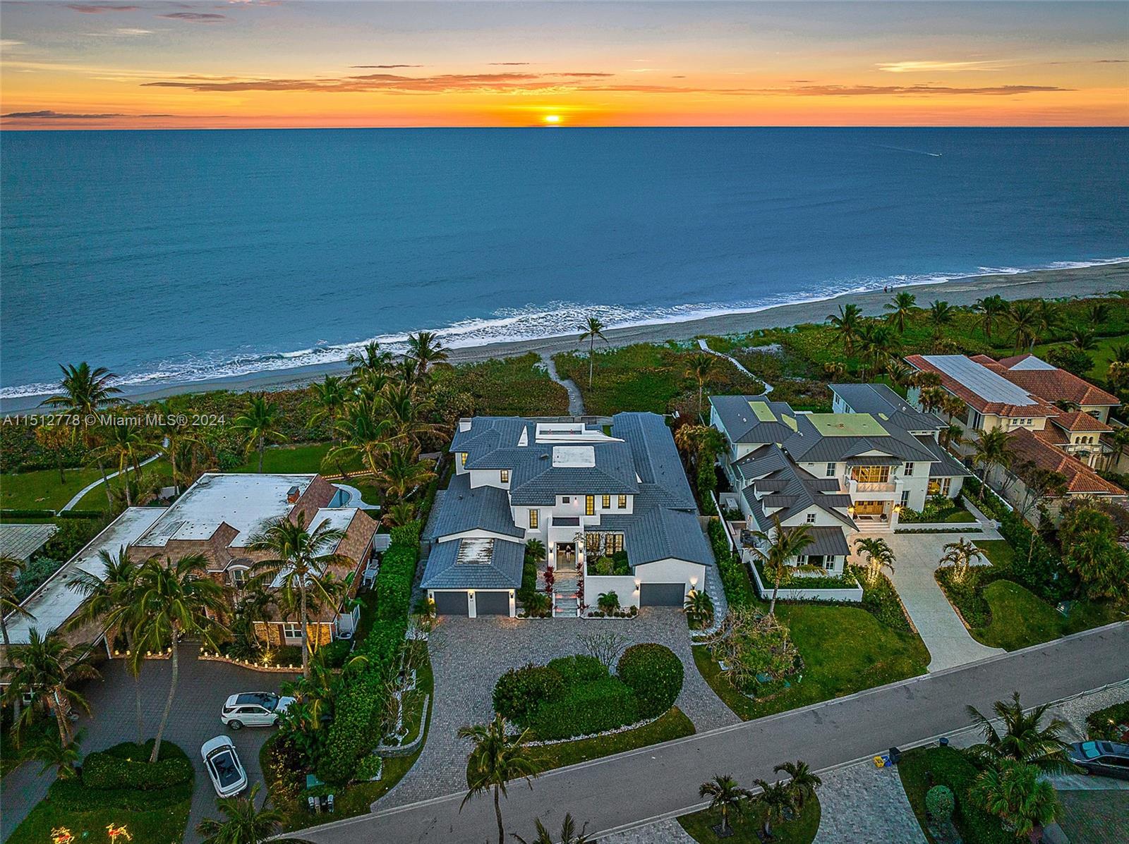 22 Ocean Dr, Jupiter Inlet Colony, FL, 33469 United States, 5 Bedrooms Bedrooms, ,5 BathroomsBathrooms,Residential,For Sale,Ocean Dr,A11512778