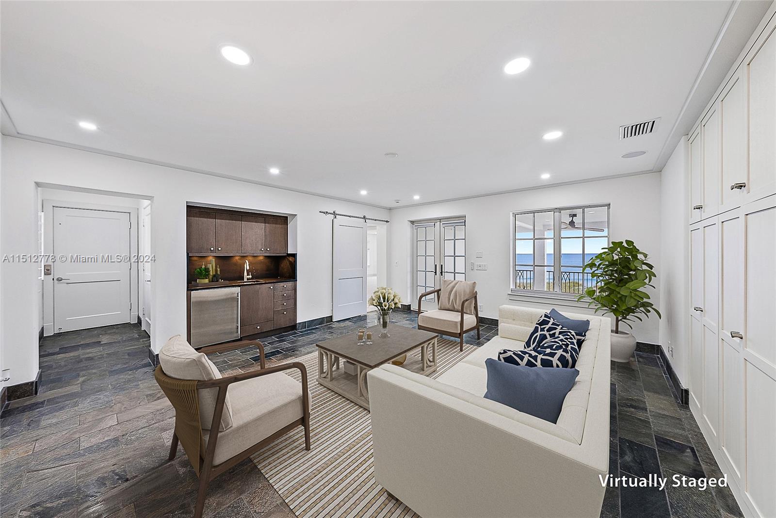 2nd Floor Living Area
