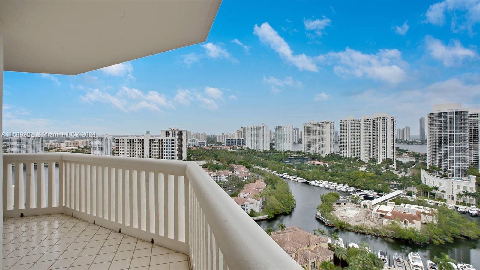 1000 Island Blvd, Aventura, FL, 33160 United States, 3 Bedrooms Bedrooms, ,2 BathroomsBathrooms,Residential,For Sale,Island Blvd,A11509962